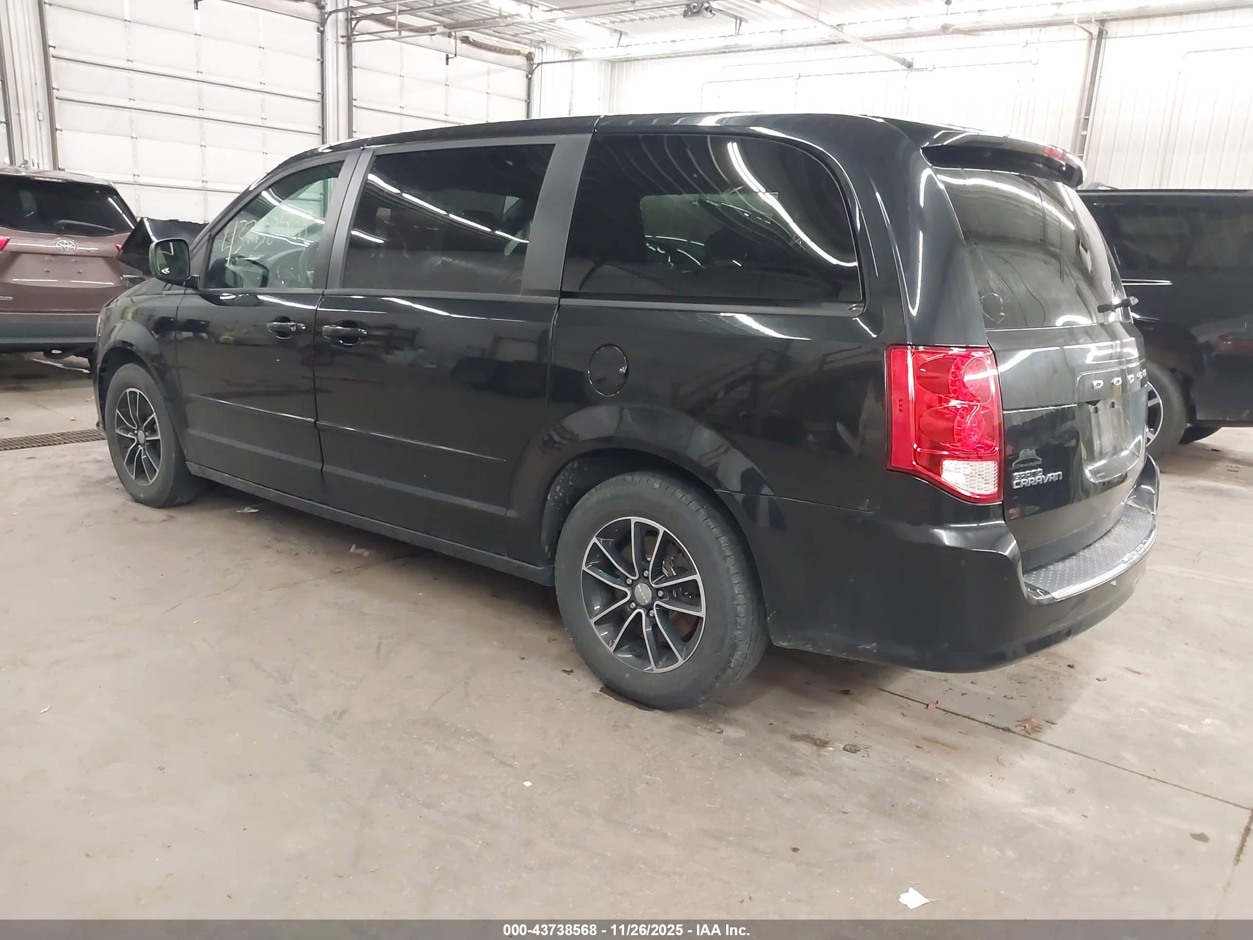 DODGE GRAND image 3