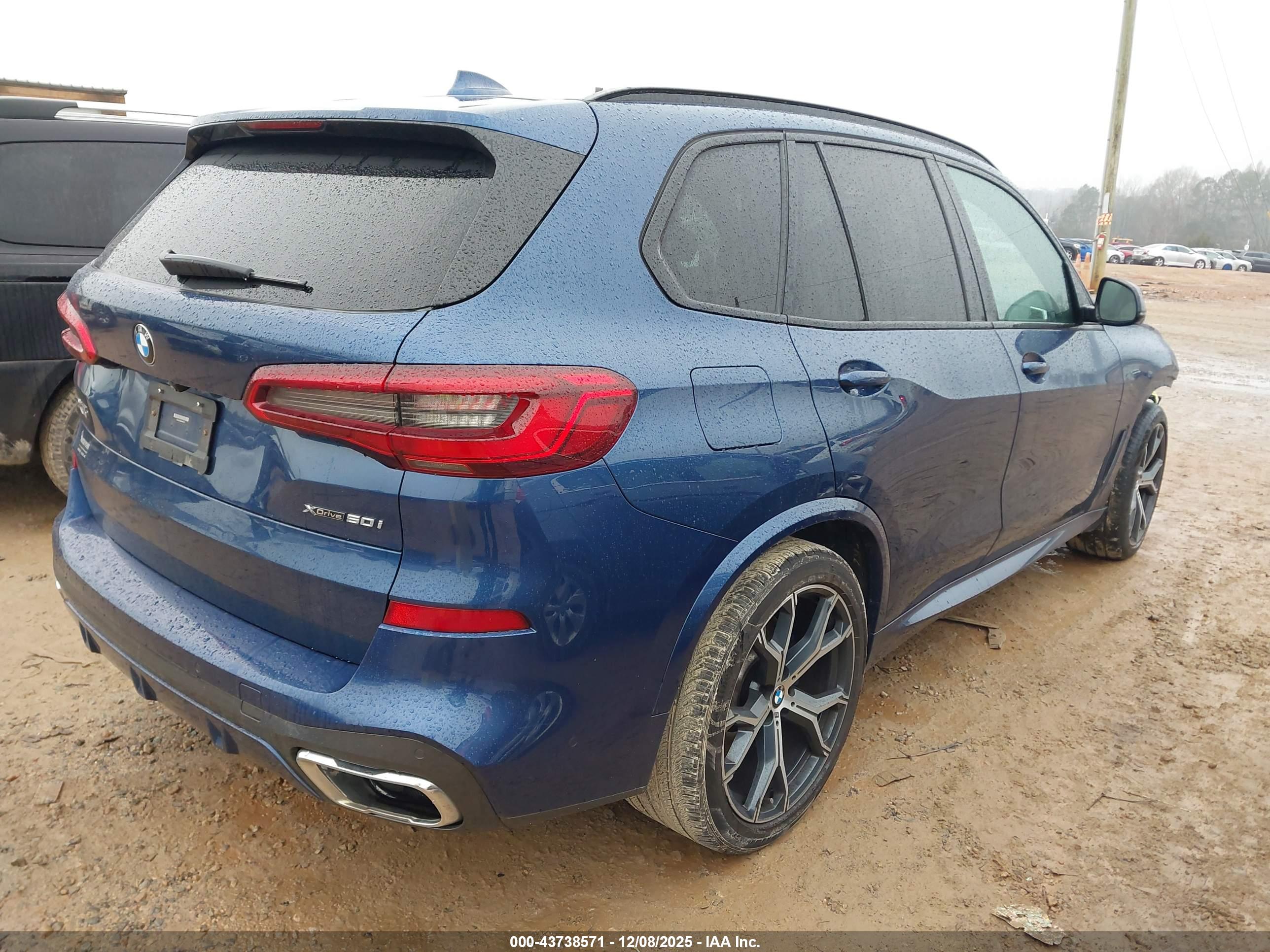 BMW X5 image 4