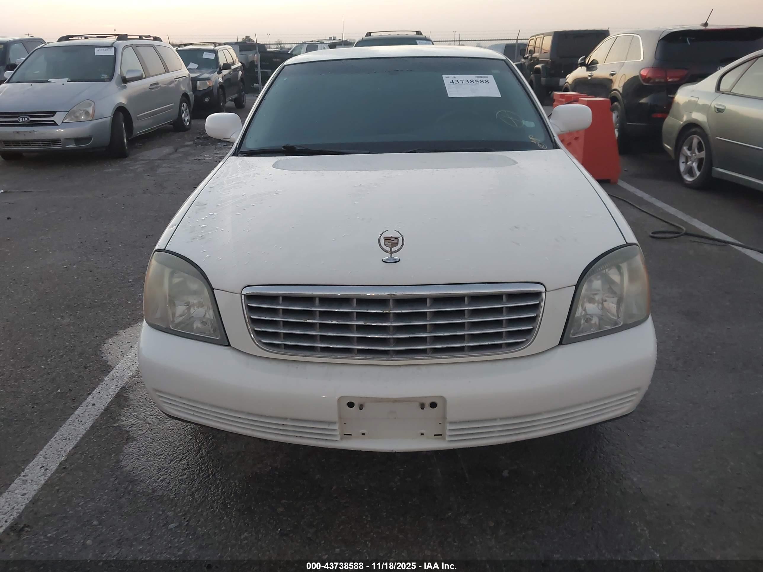 CADILLAC DEVILLE image 6