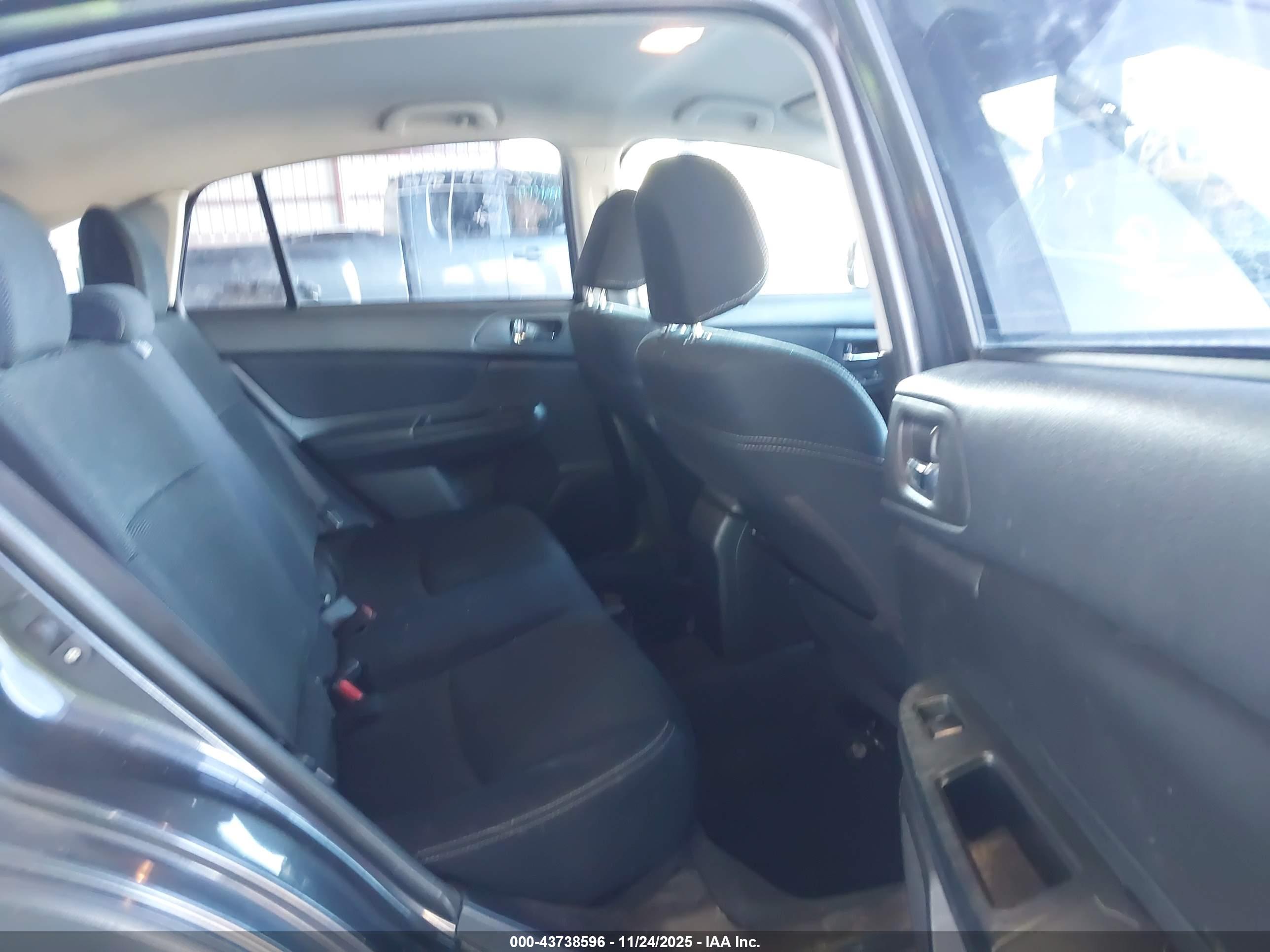 SUBARU XV image 8