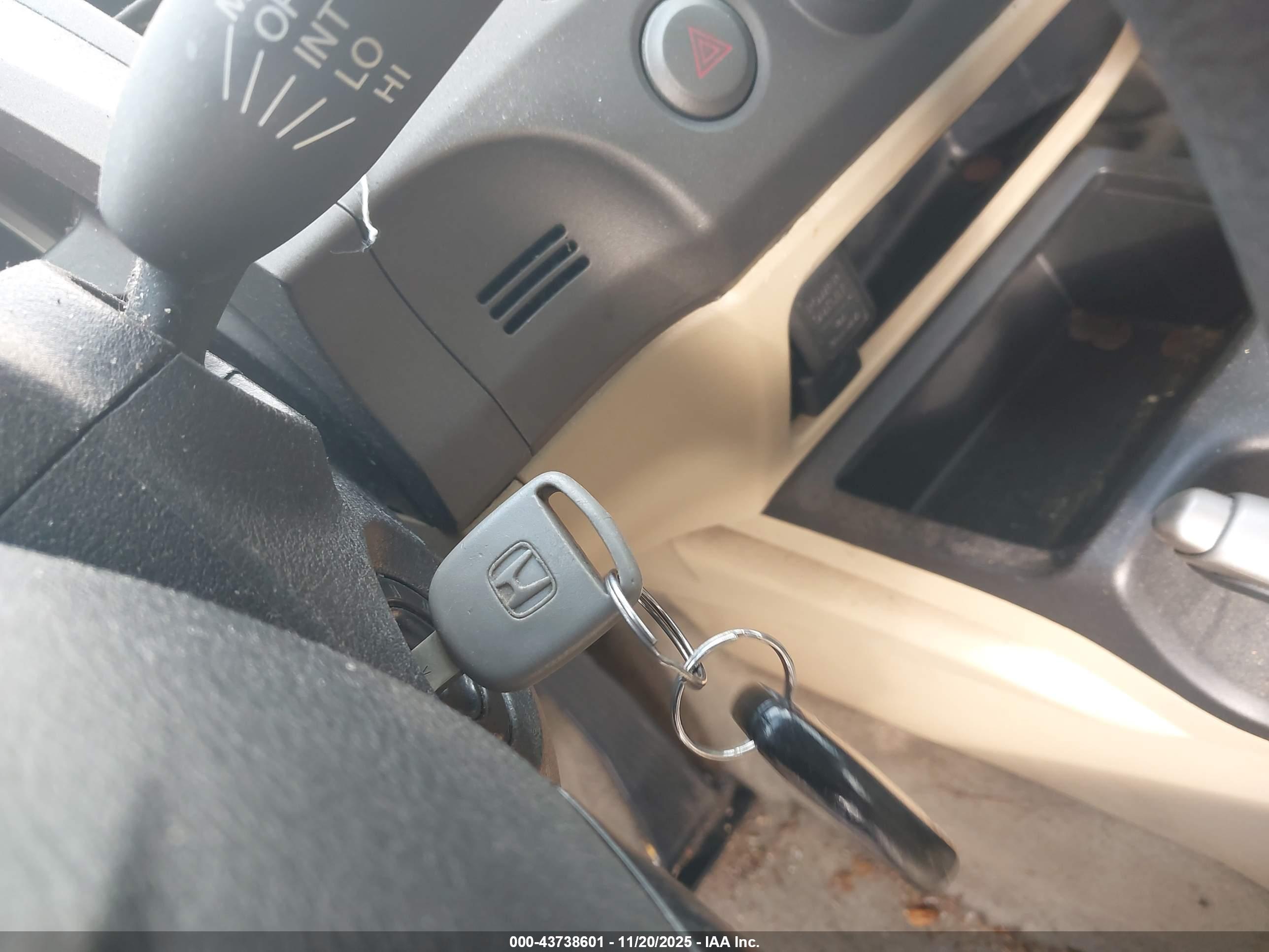 HONDA CIVIC image 11