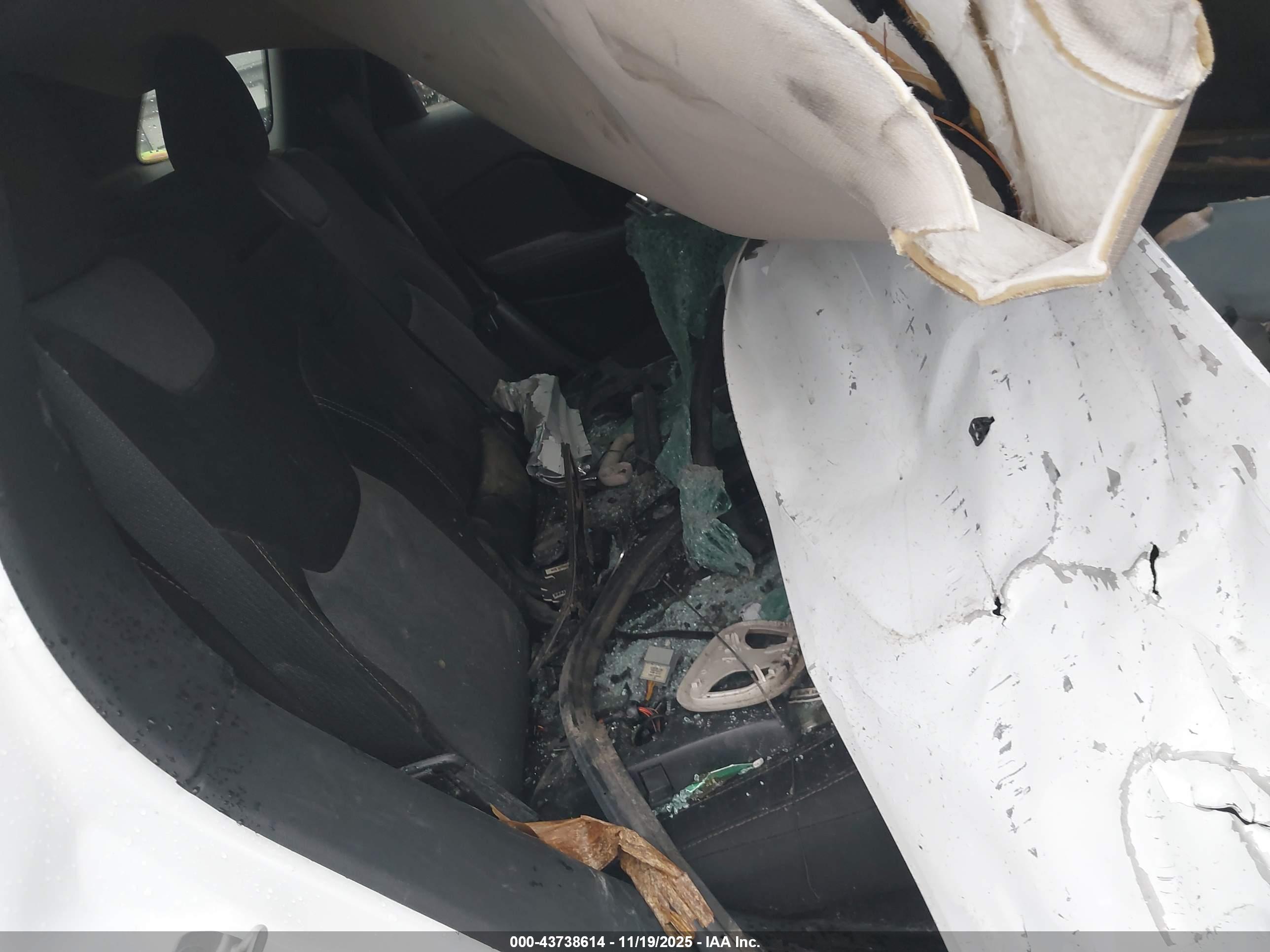 JEEP CHEROKEE image 8