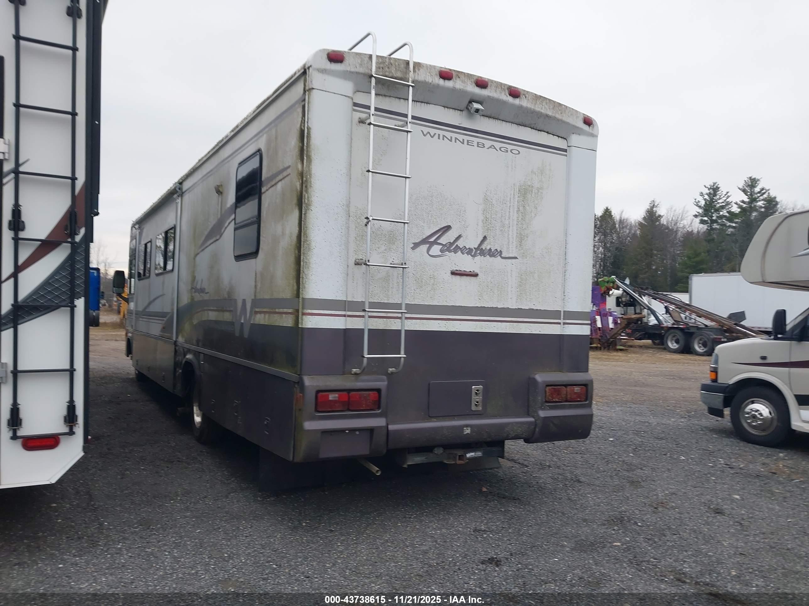 FORD F550 image 3