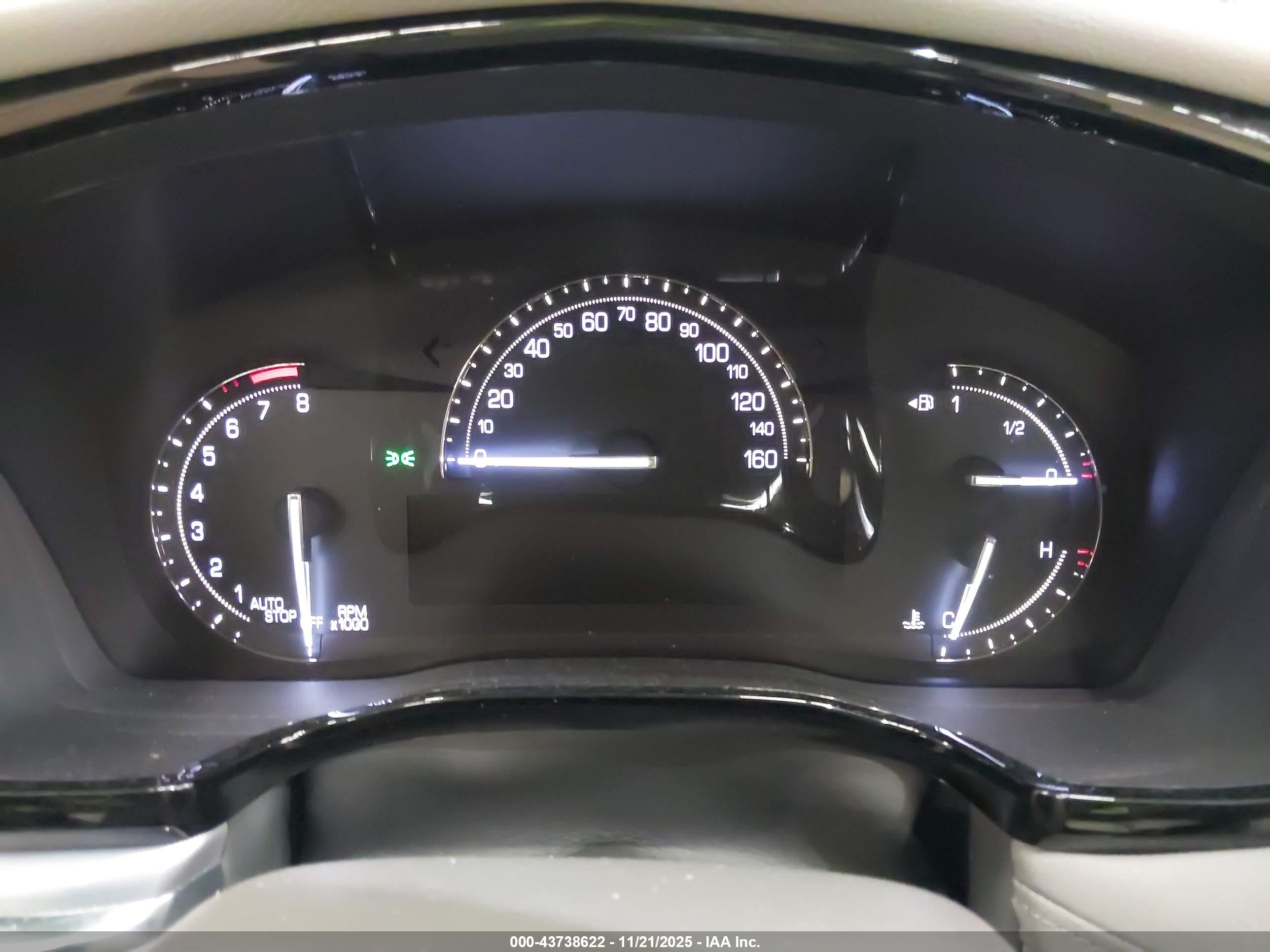 CADILLAC XT5 image 7