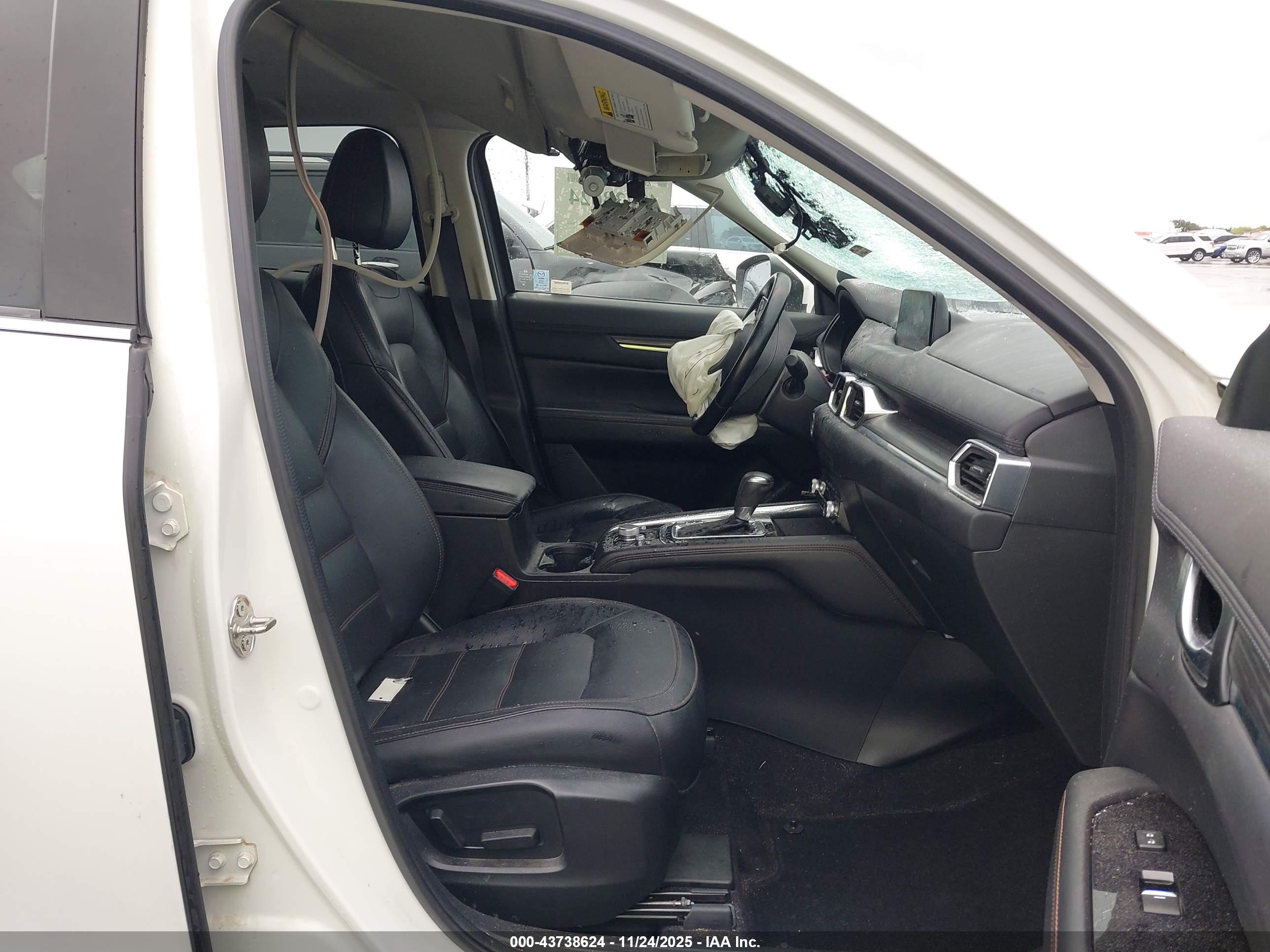 MAZDA CX-5 image 5