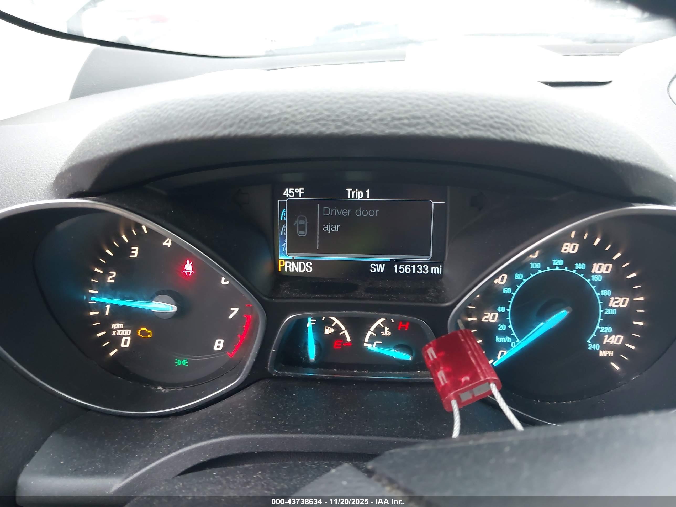 FORD ESCAPE image 7