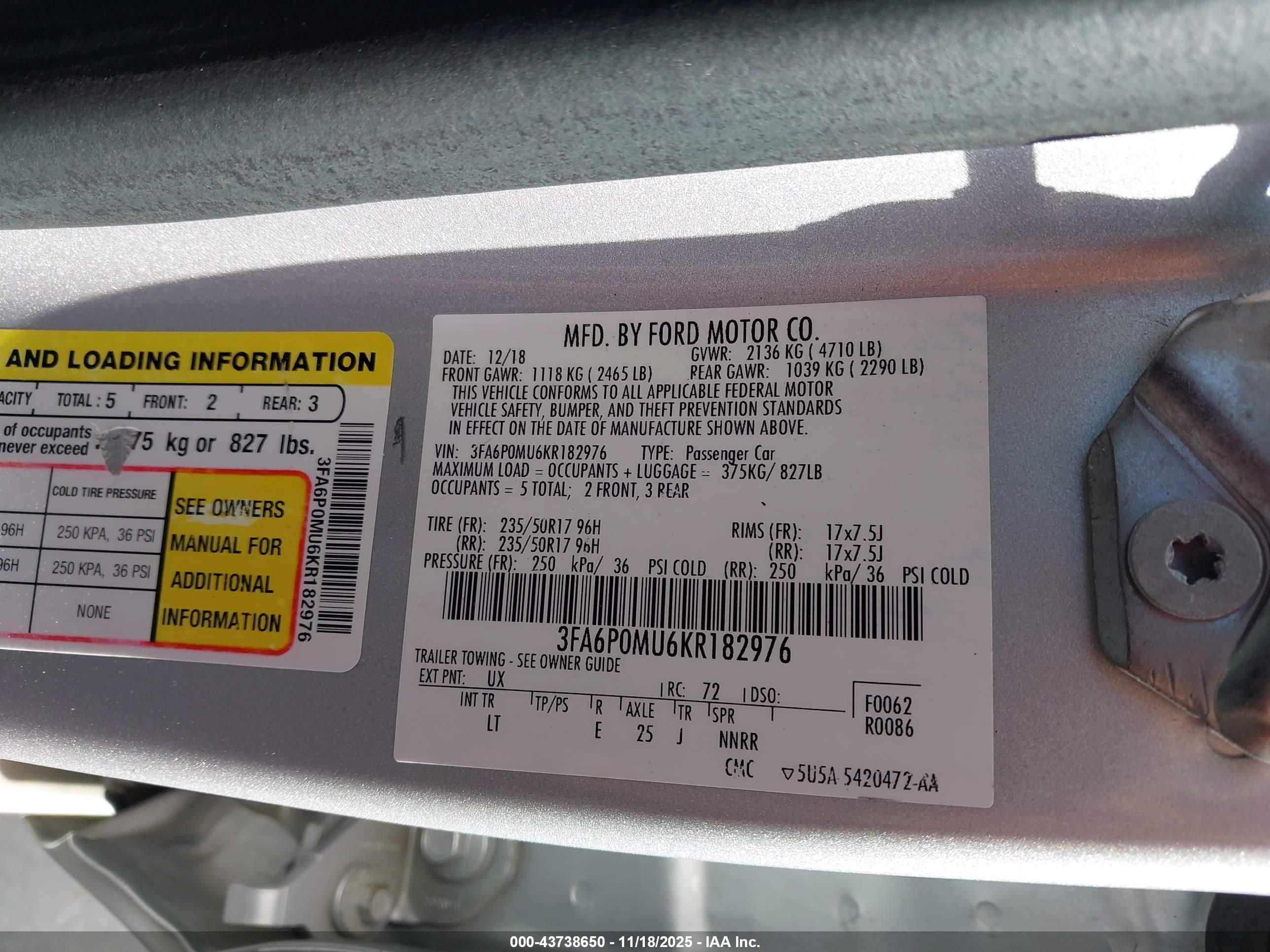 FORD FUSION image 9