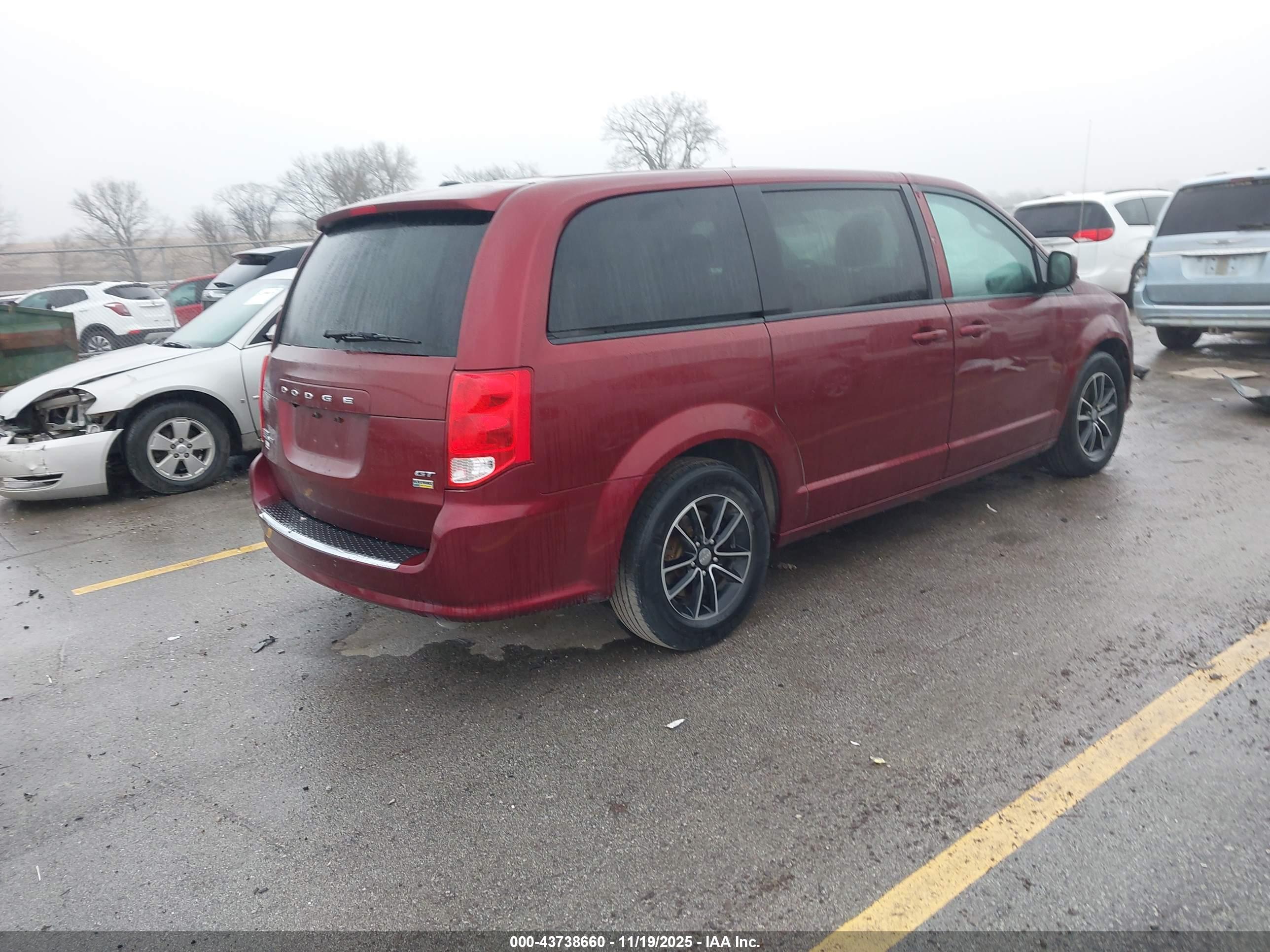 DODGE GRAND image 4