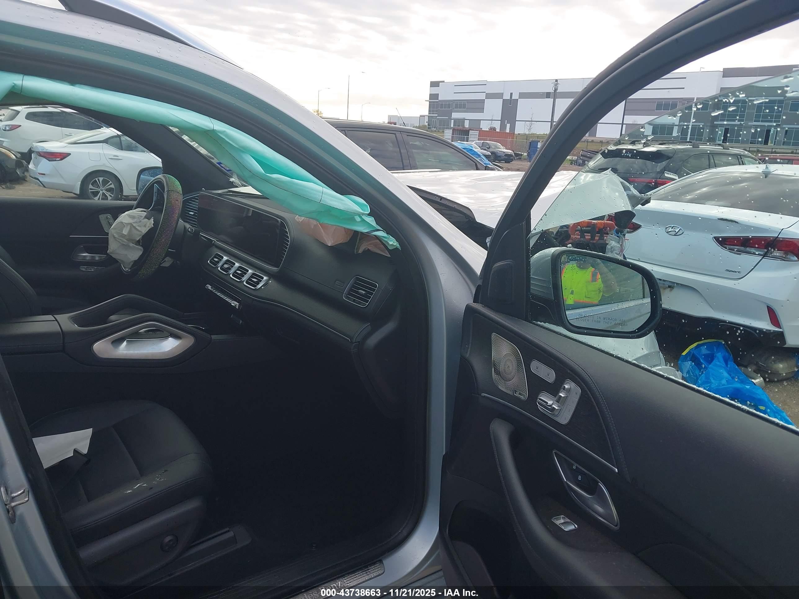 MERCEDES-BENZ GLE image 5