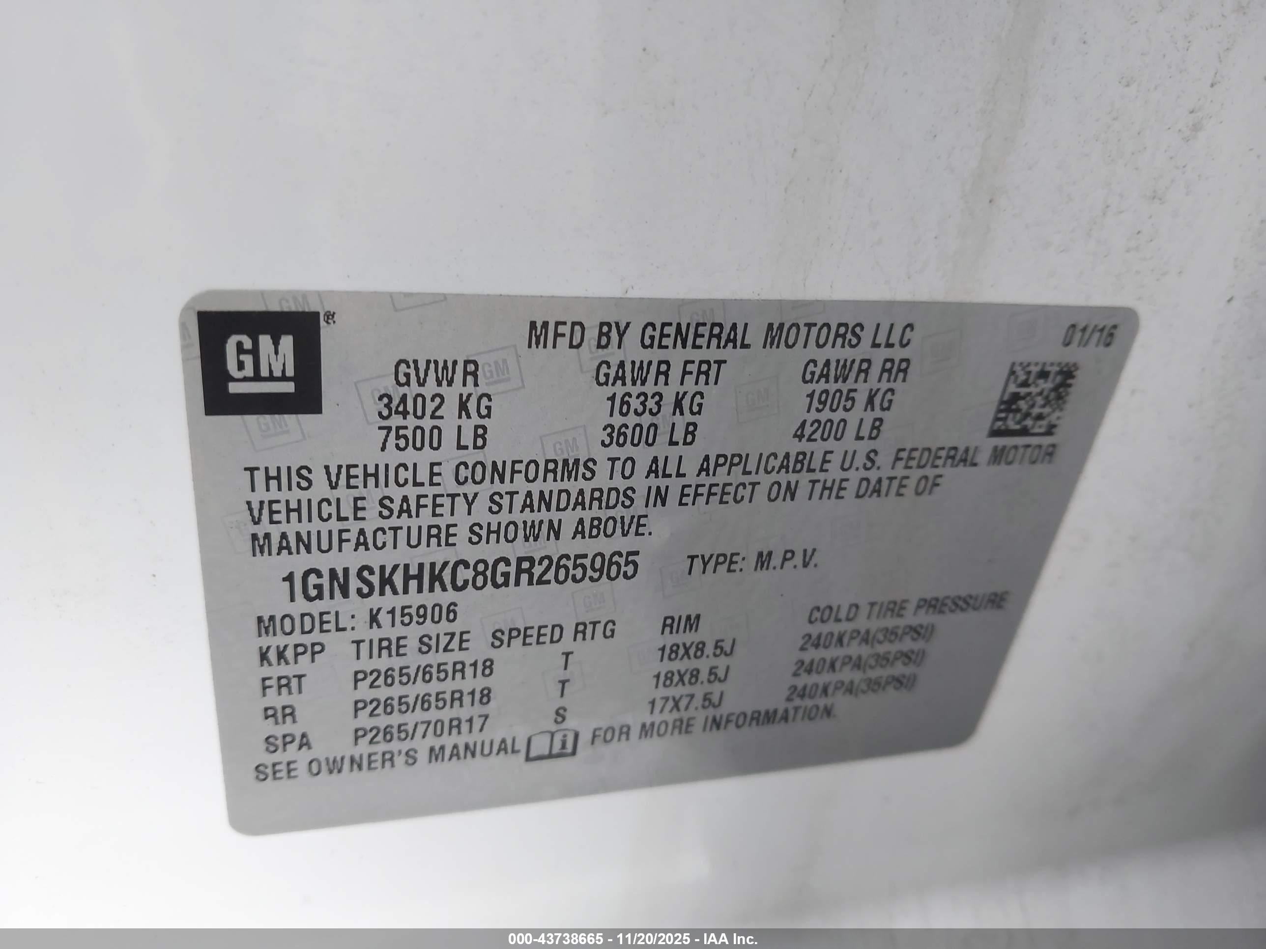 CHEVROLET SUBURBAN image 9