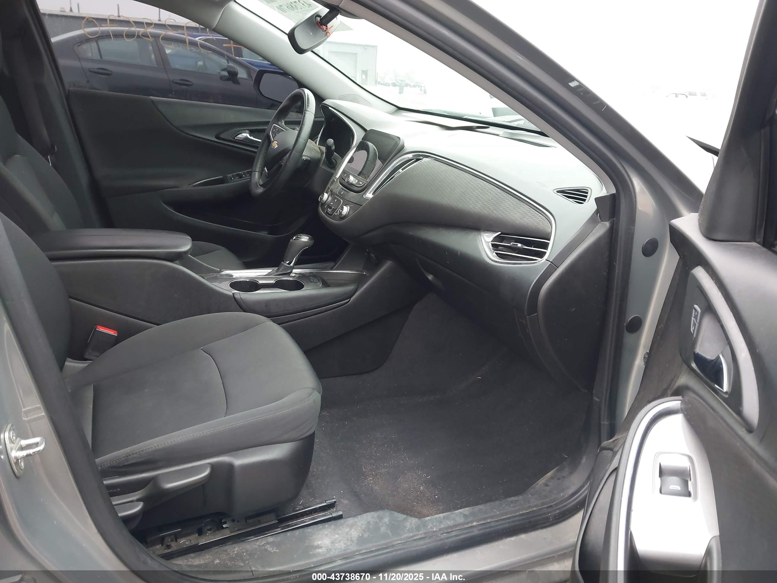 CHEVROLET MALIBU image 5