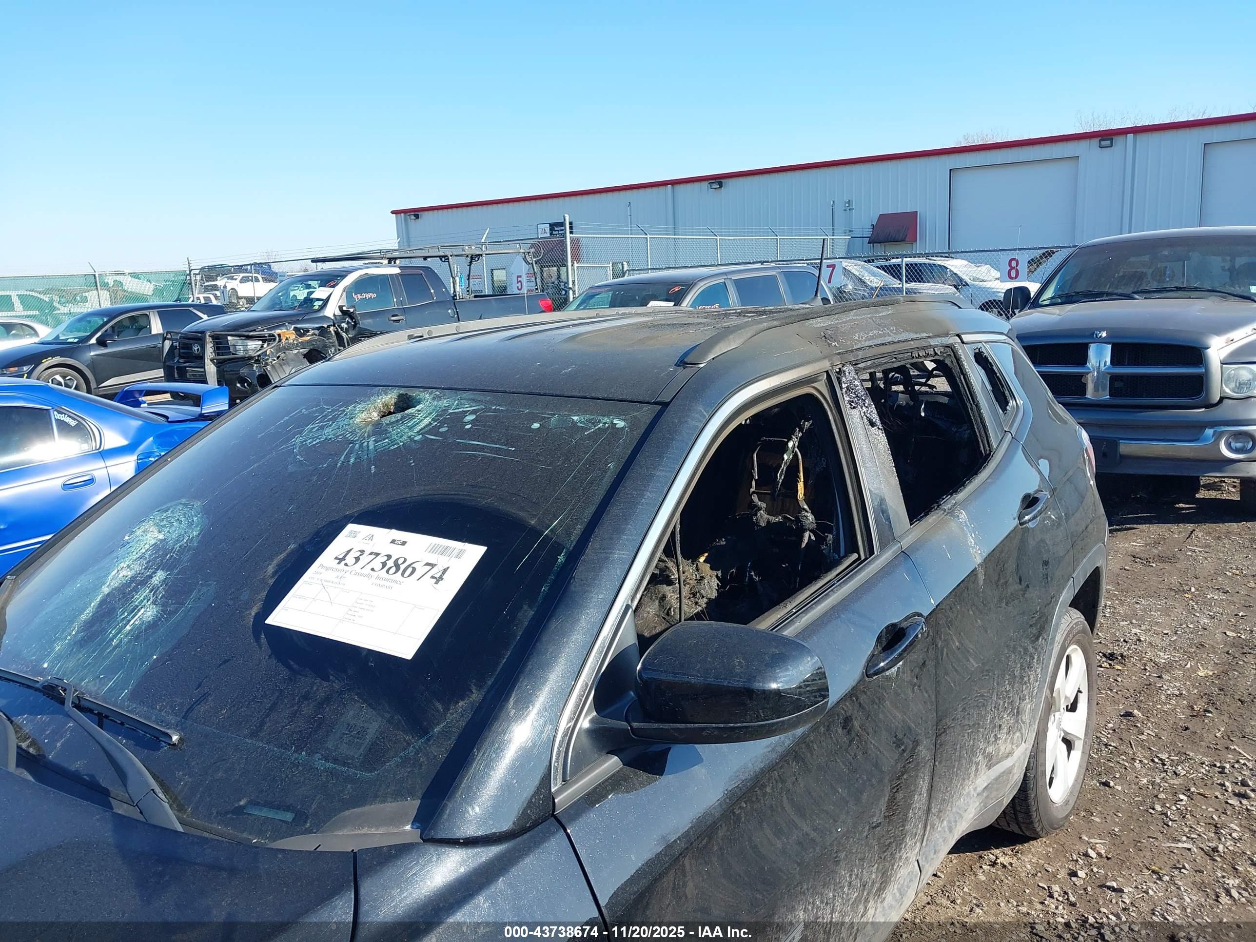 JEEP COMPASS image 6