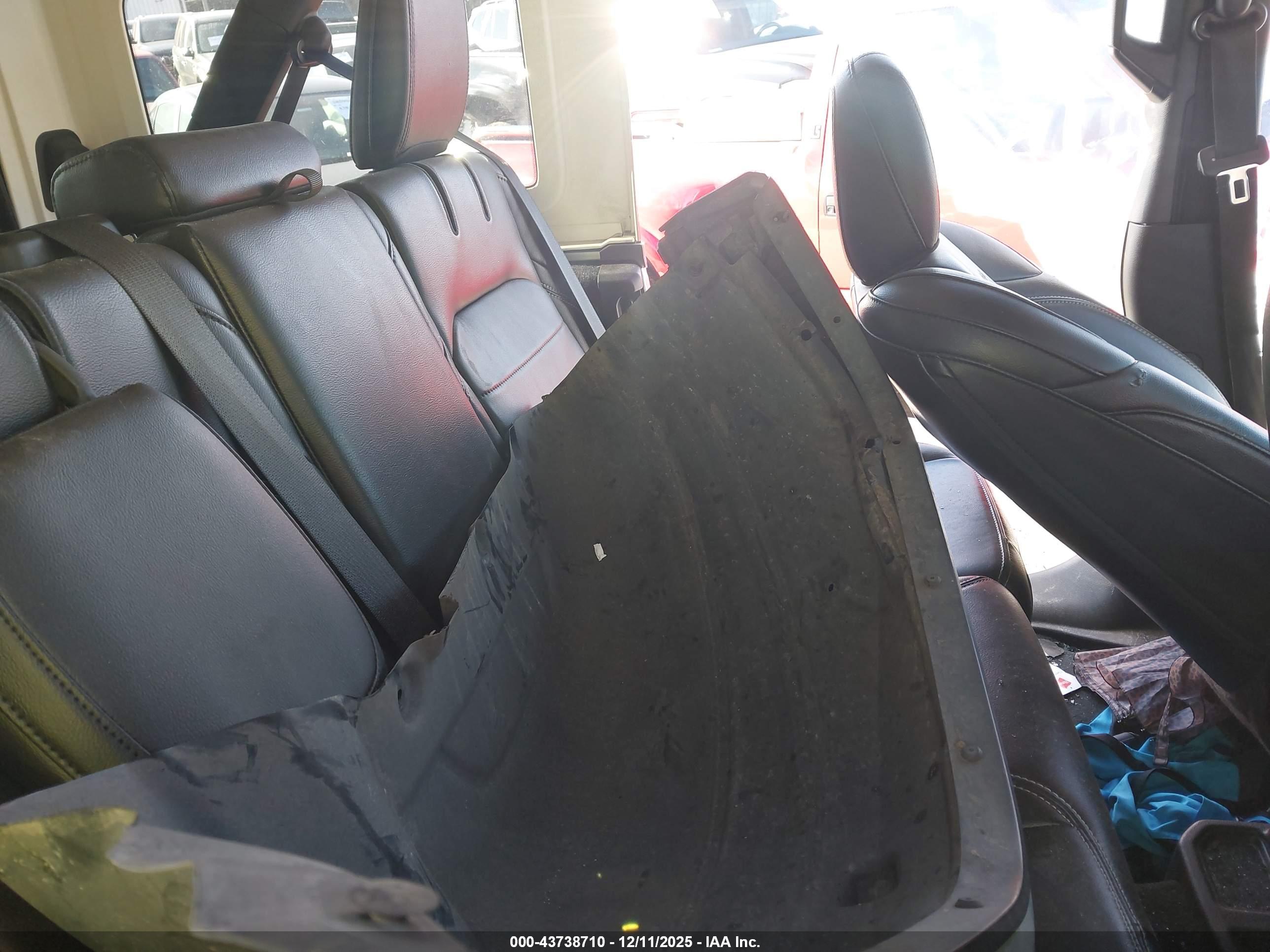 JEEP WRANGLER image 8