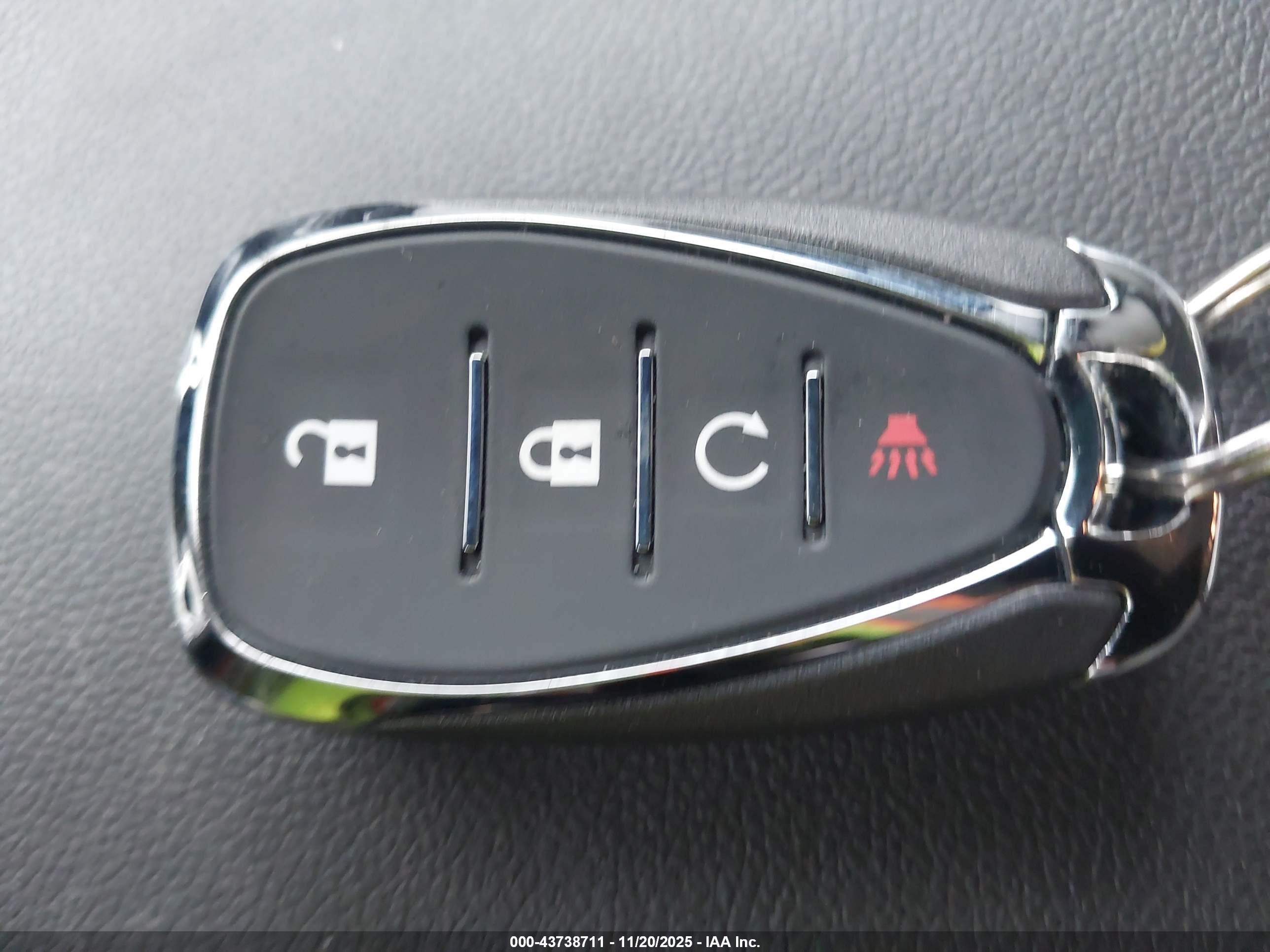 CHEVROLET TRAX image 11