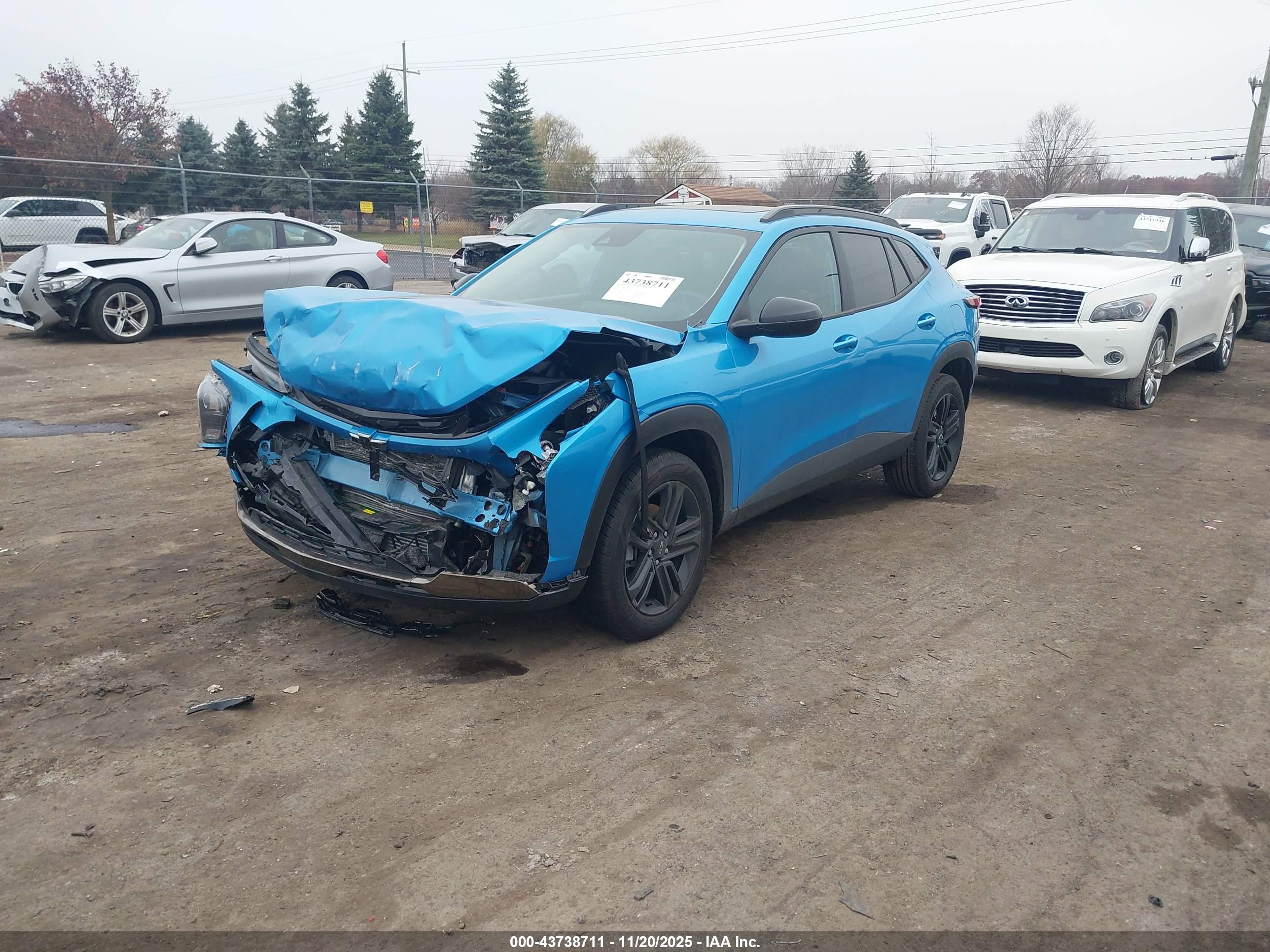 CHEVROLET TRAX image 2