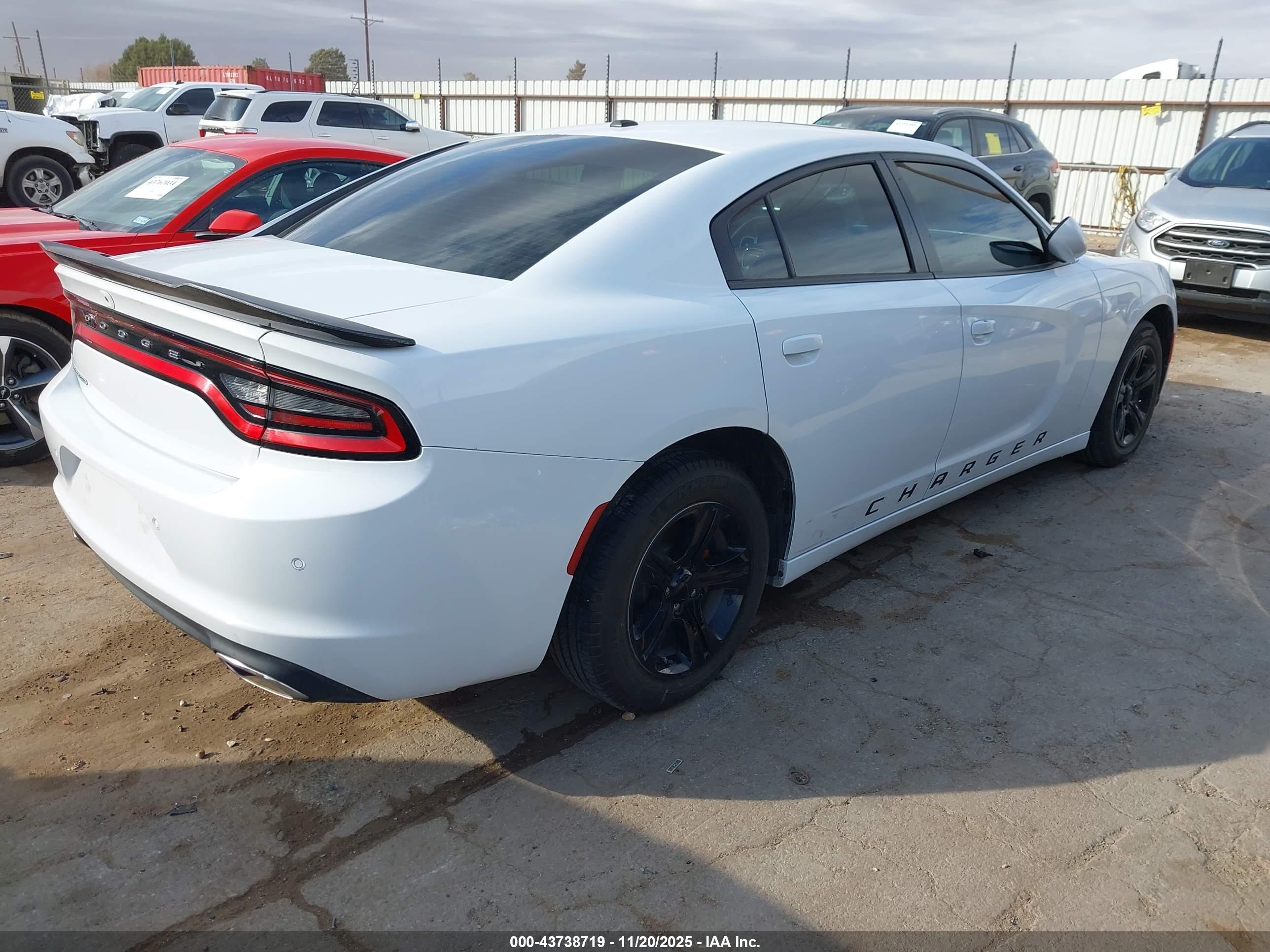 DODGE CHARGER image 4