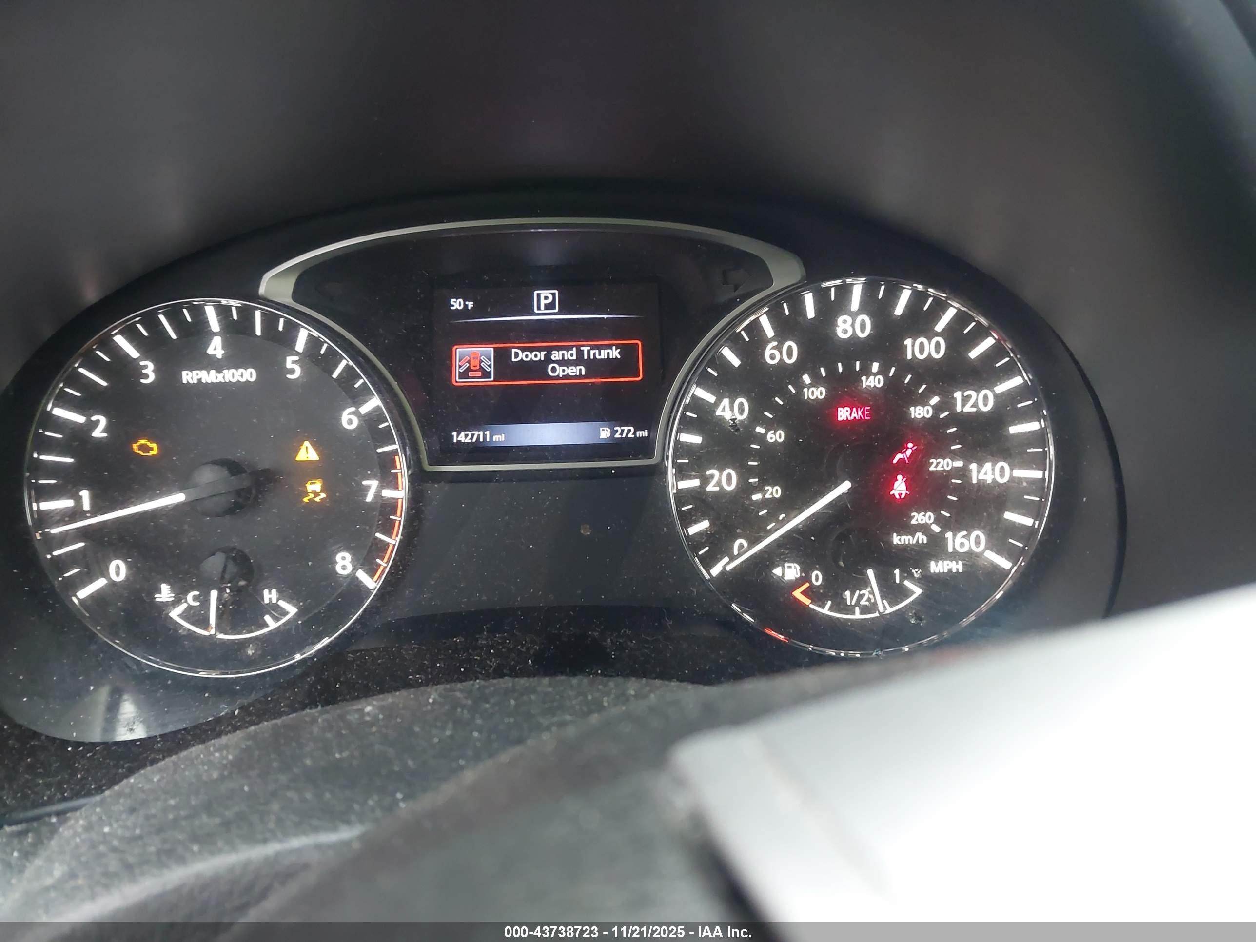 NISSAN ALTIMA image 7