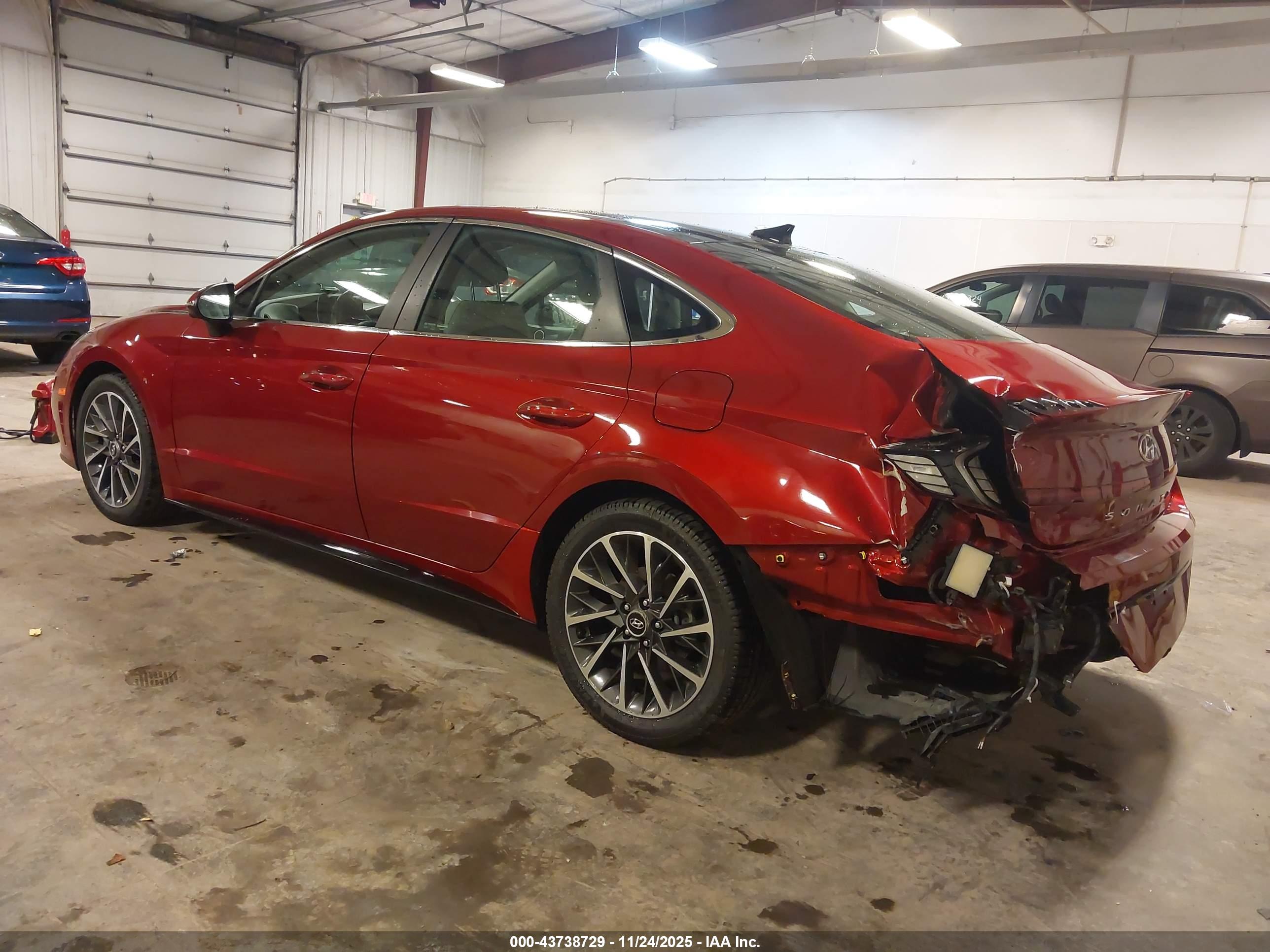 HYUNDAI SONATA image 3
