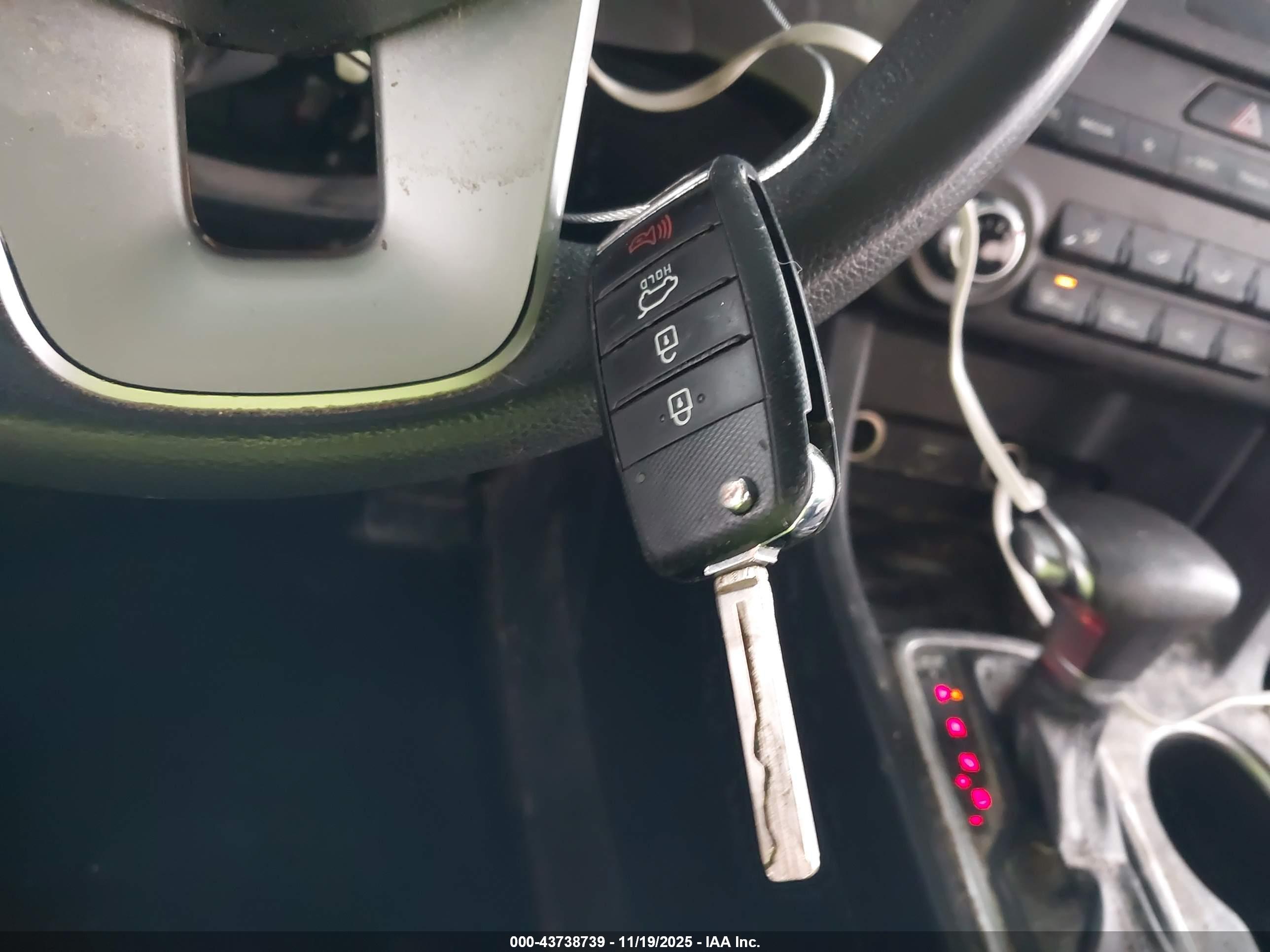 KIA SPORTAGE image 11