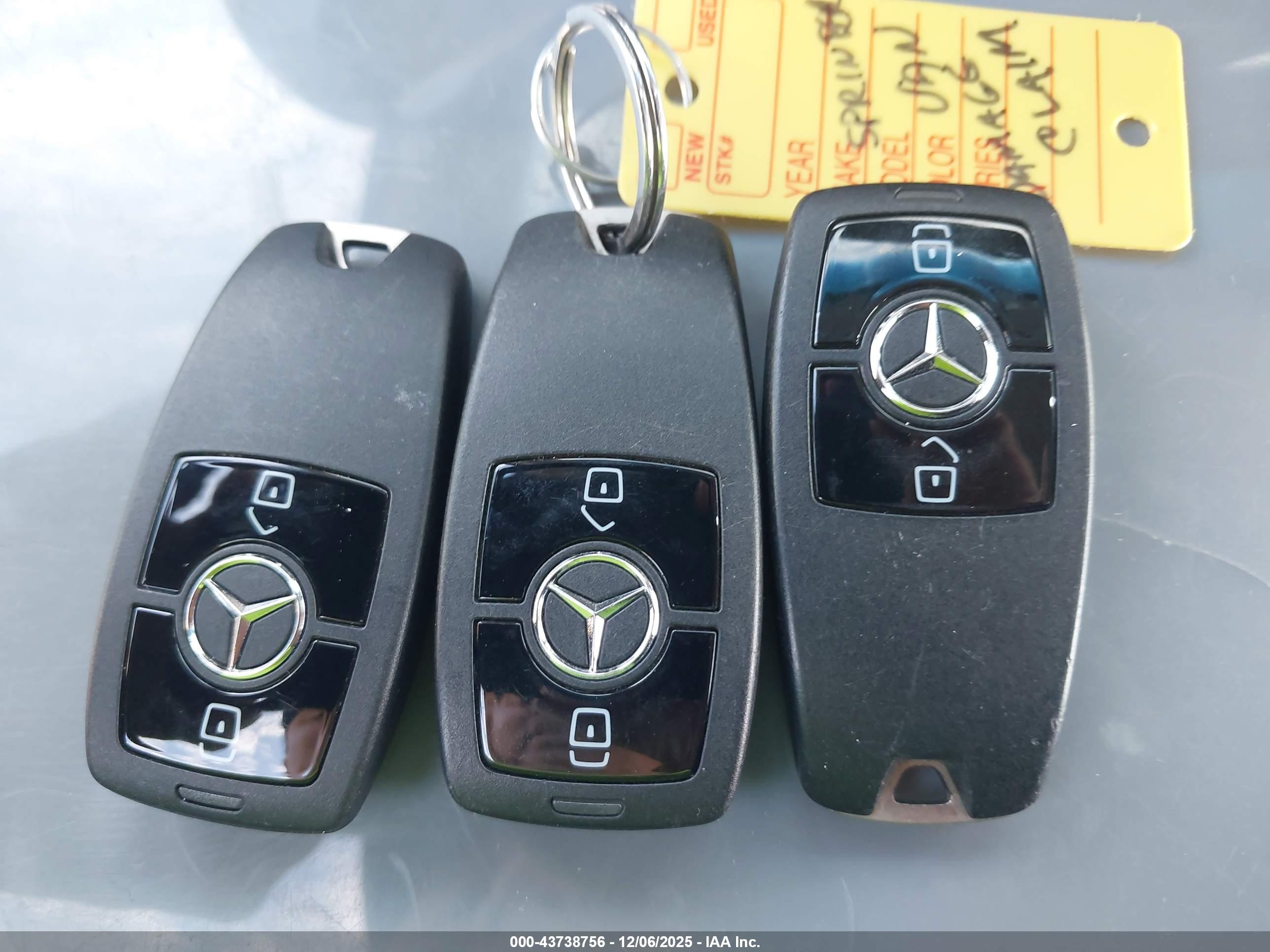MERCEDES-BENZ SPRINTER image 11