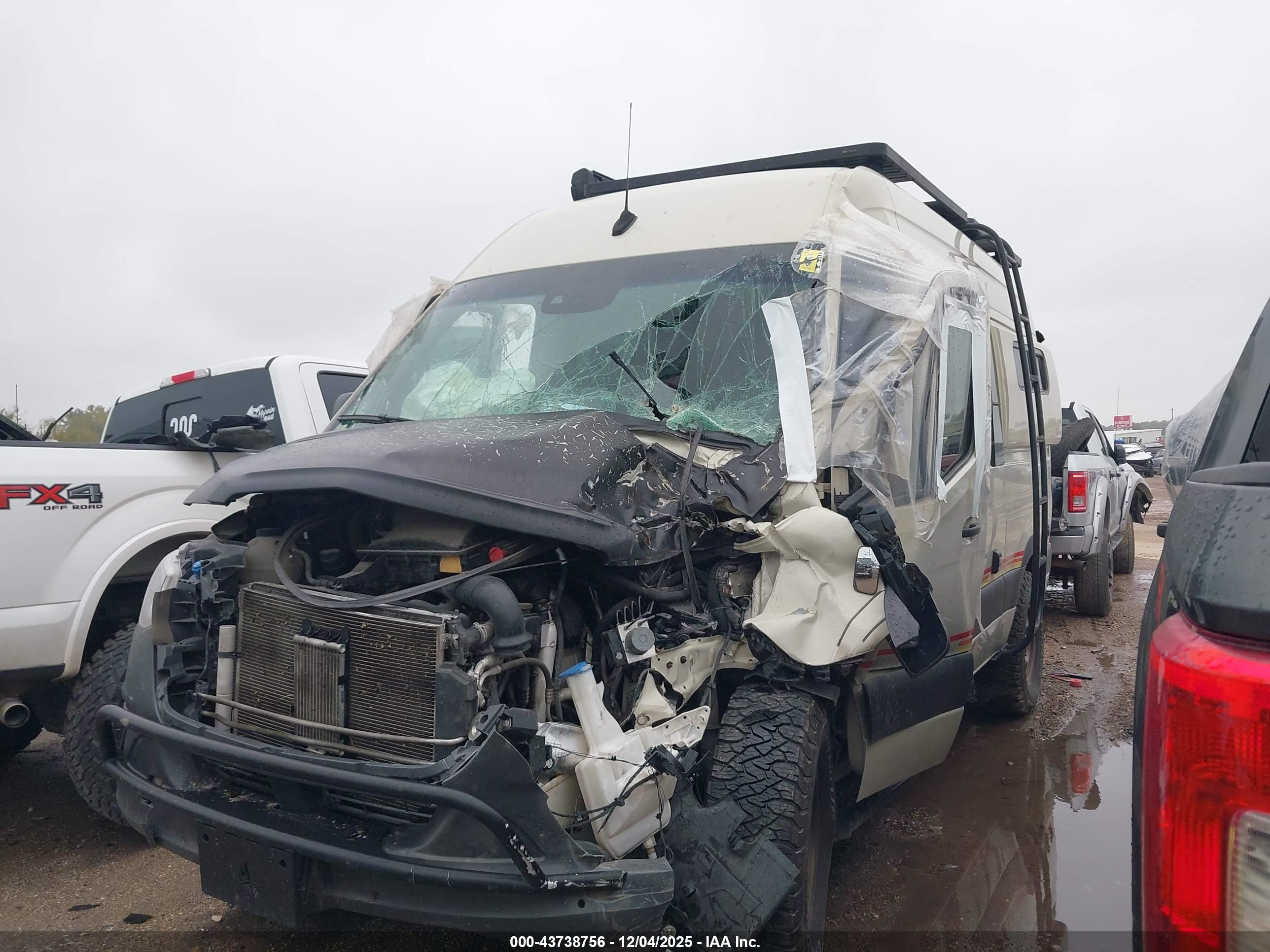 MERCEDES-BENZ SPRINTER image 2