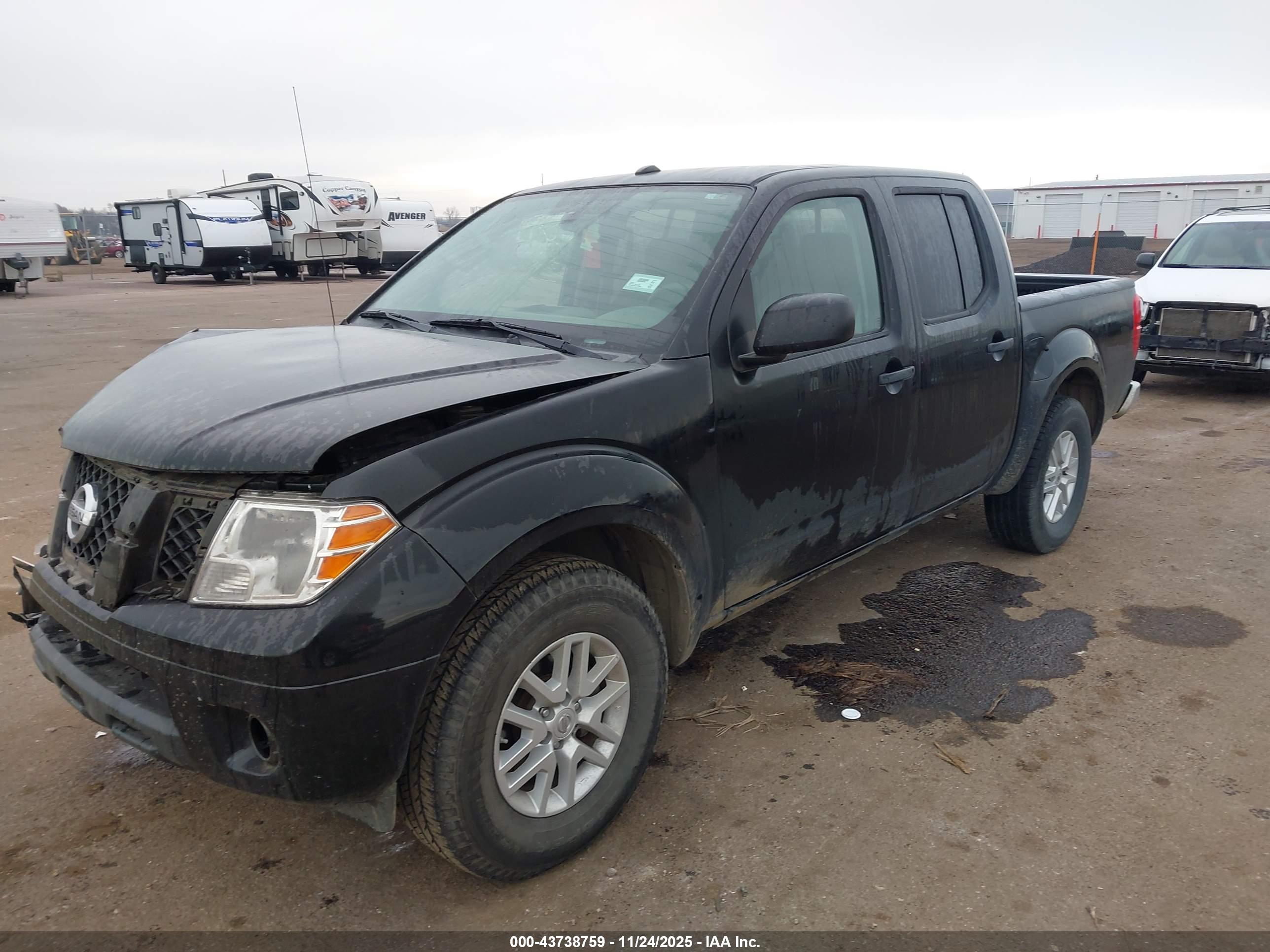 NISSAN FRONTIER image 2