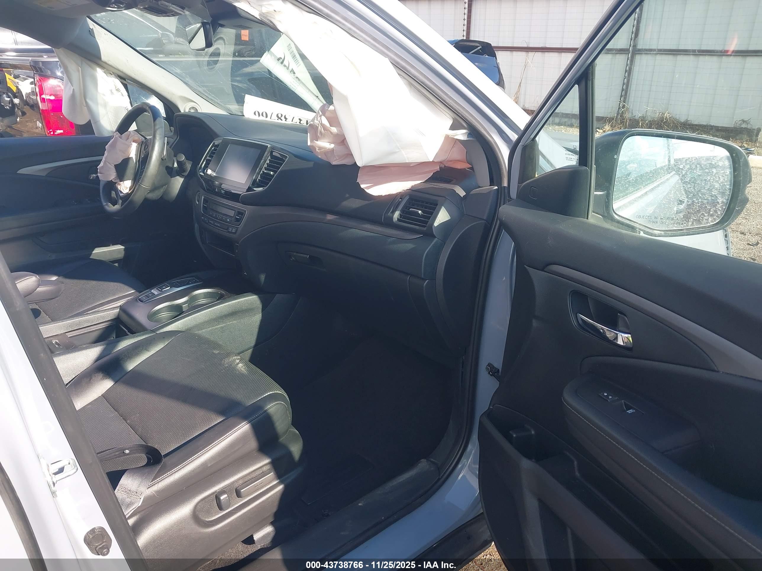 HONDA RIDGELINE image 5
