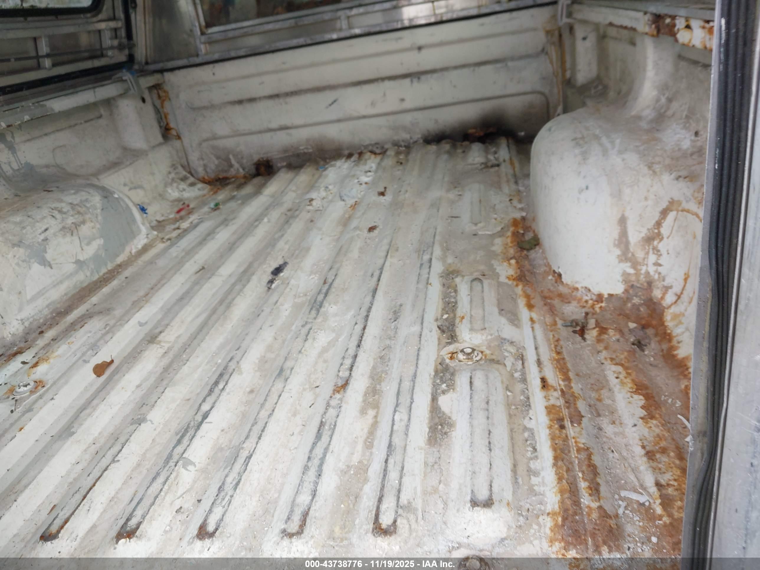FORD RANGER image 8
