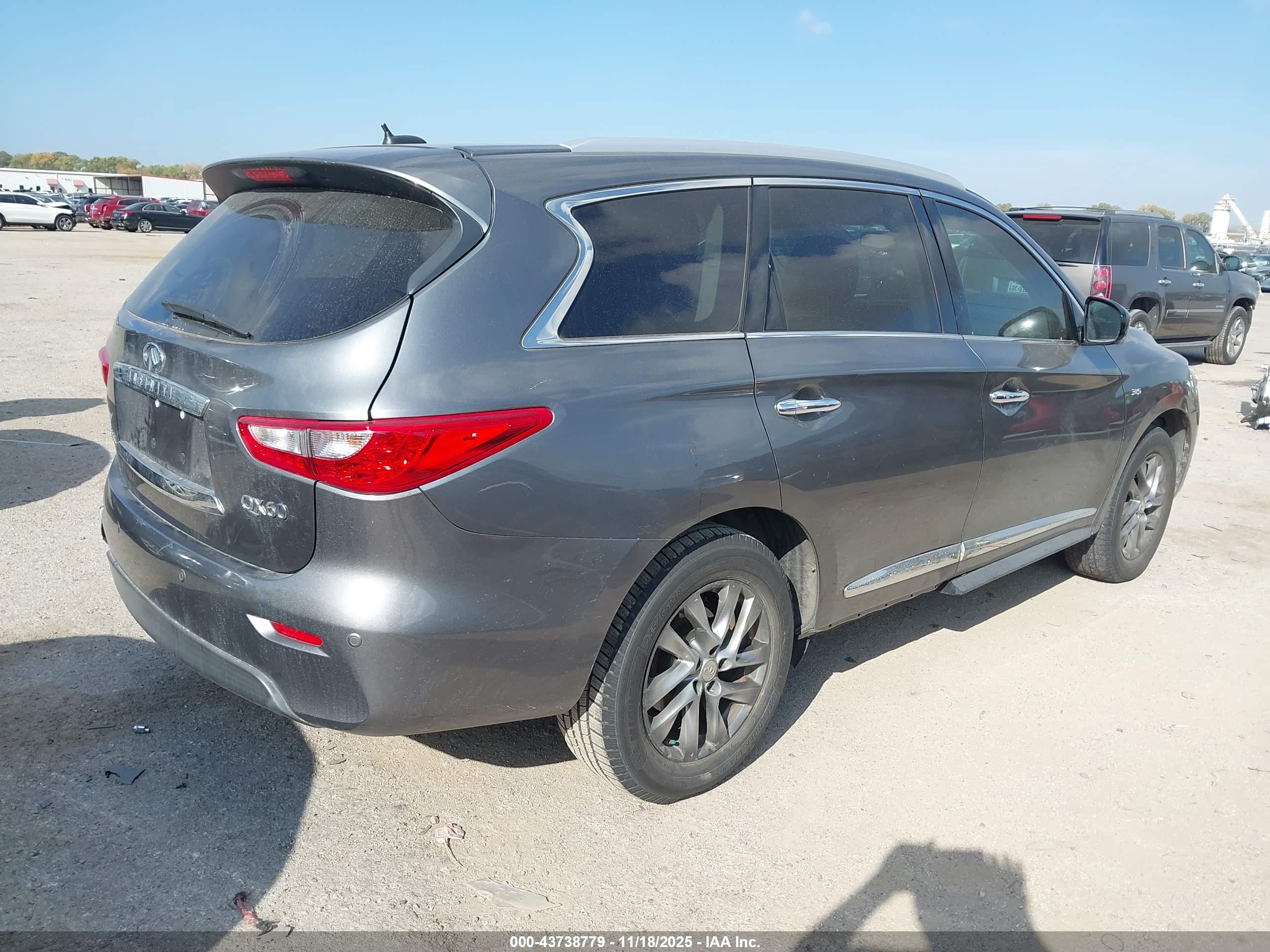 INFINITI QX60 image 4