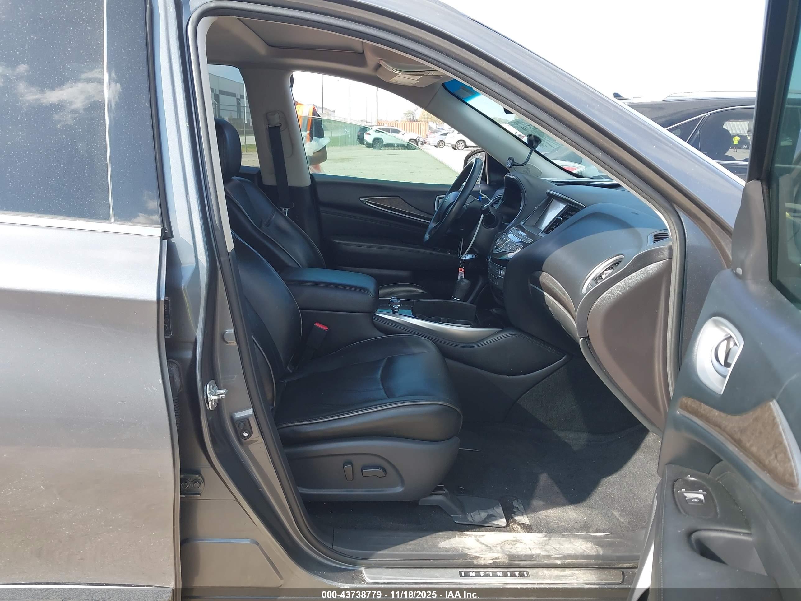 INFINITI QX60 image 5