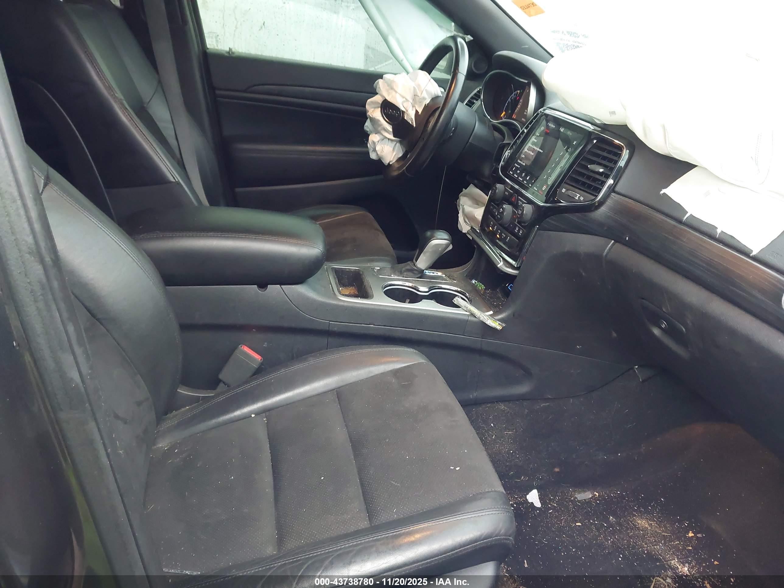 JEEP GRAND image 5