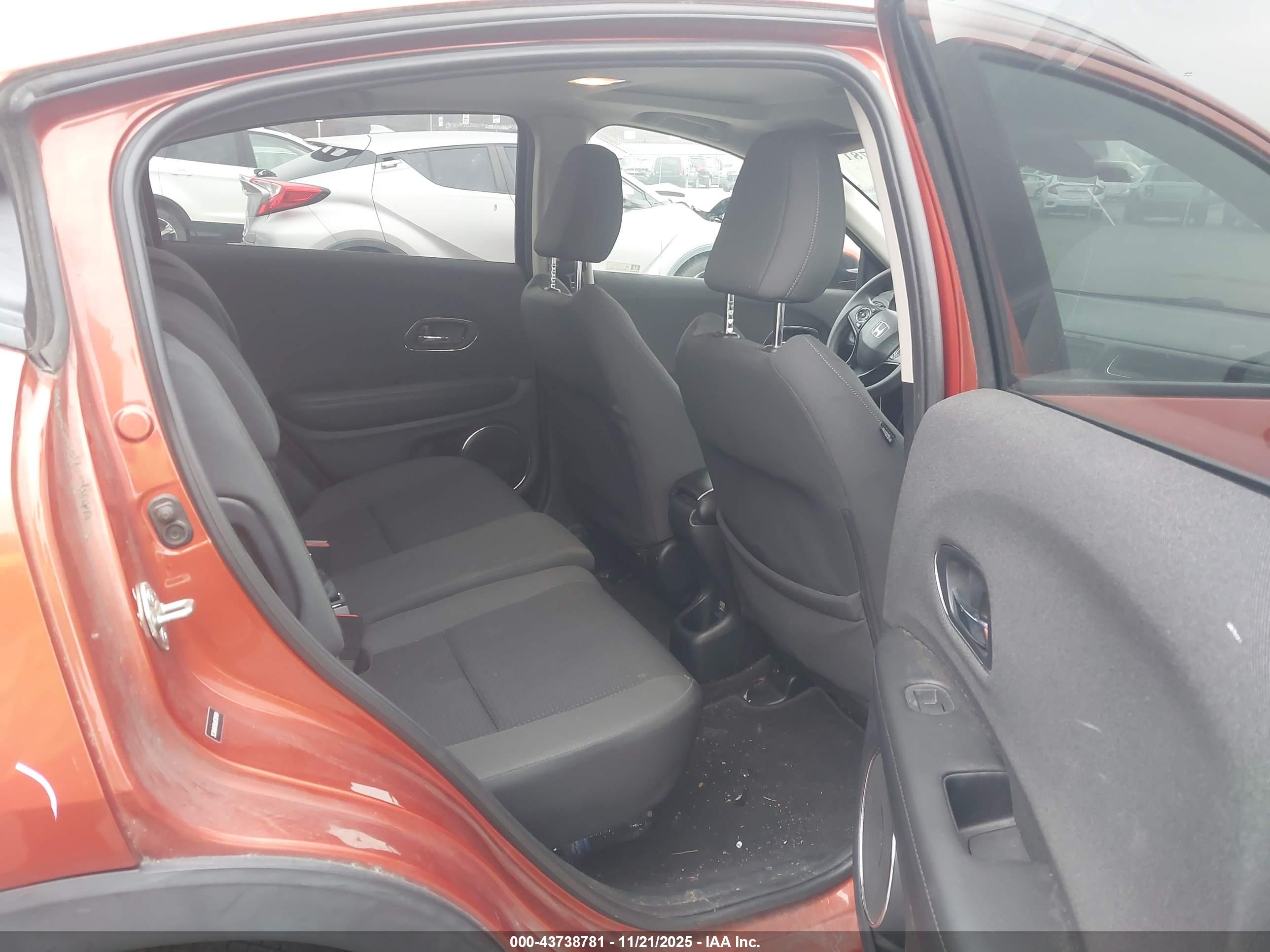 HONDA HR-V image 8