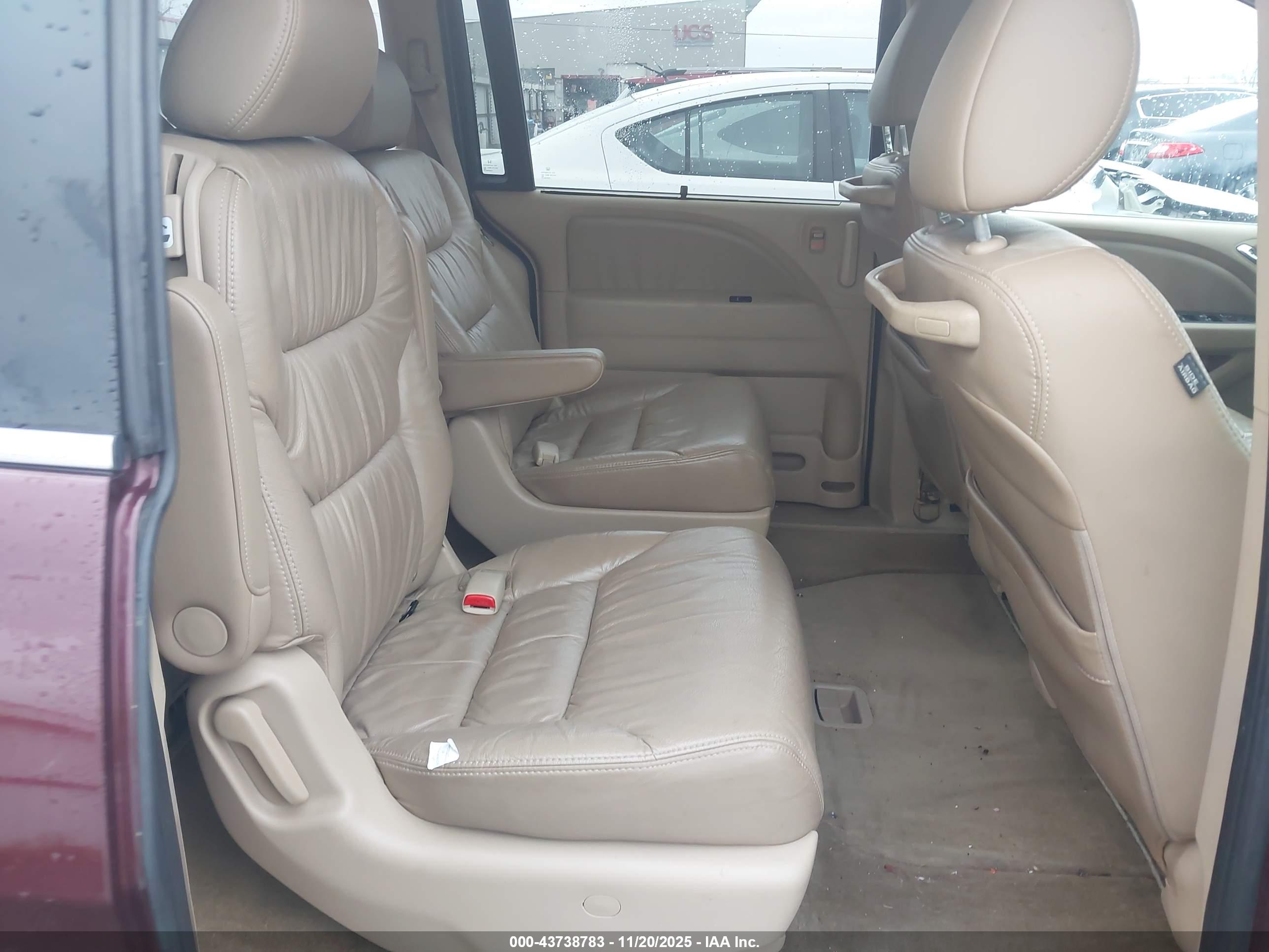 HONDA ODYSSEY image 8