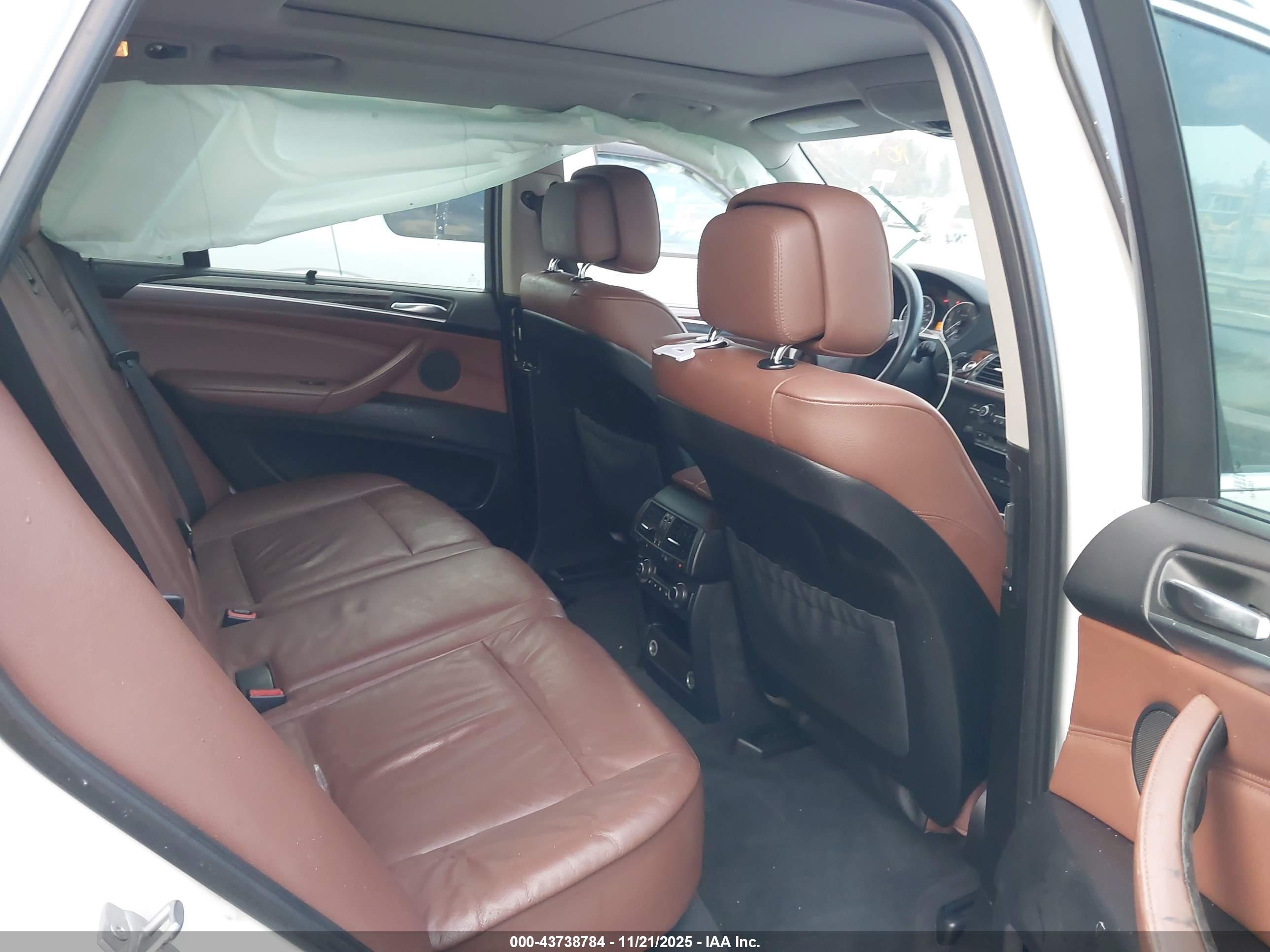 BMW X5 image 8