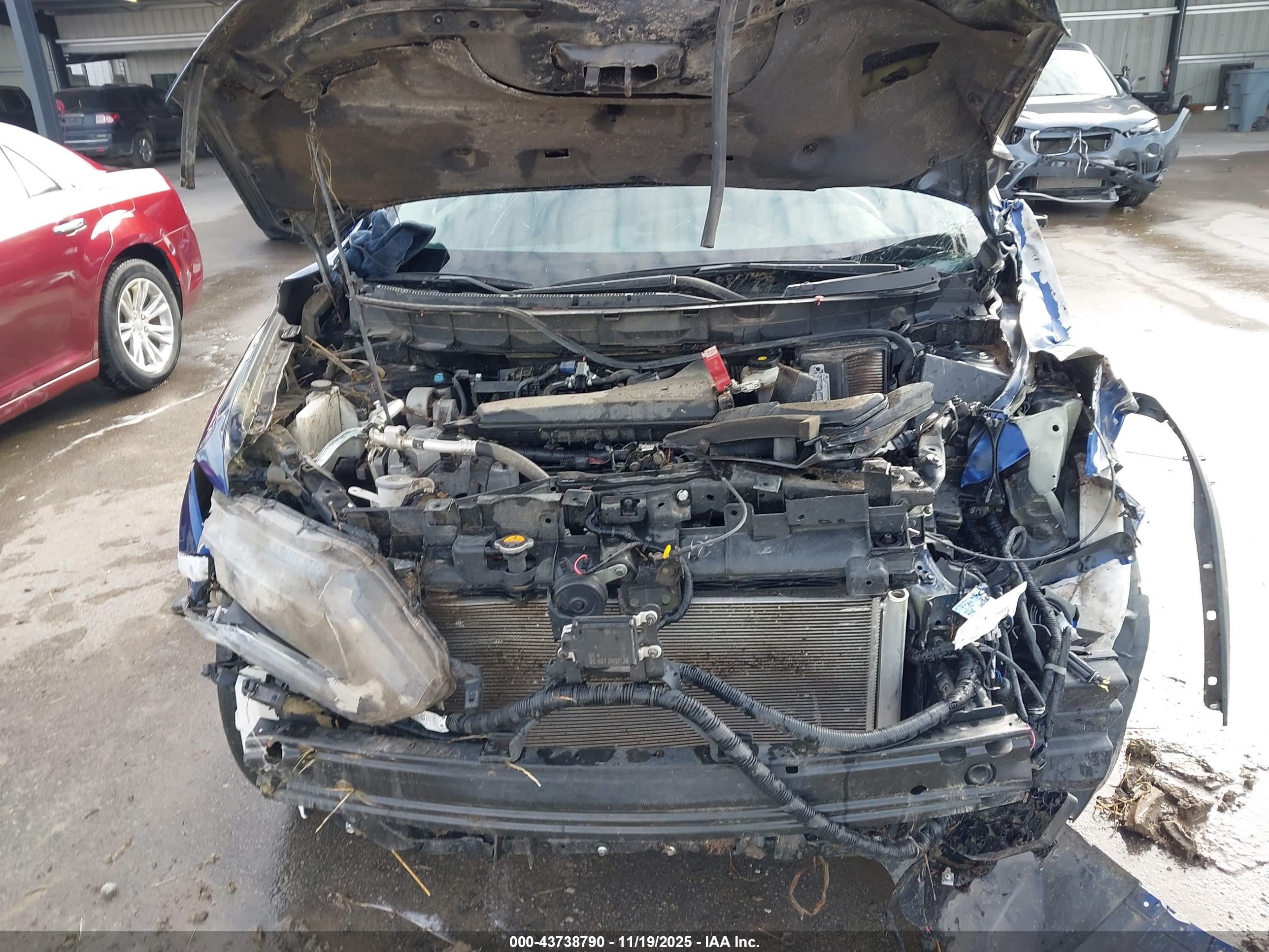 NISSAN ROGUE image 10