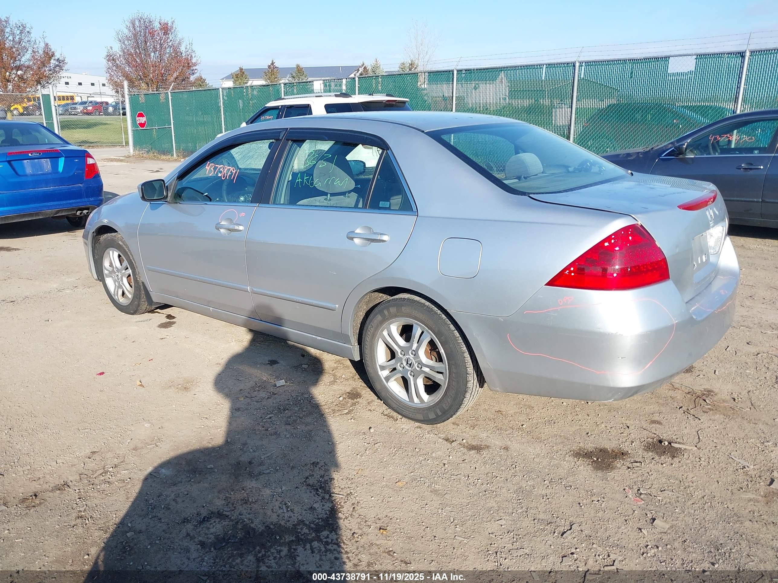 HONDA ACCORD image 3
