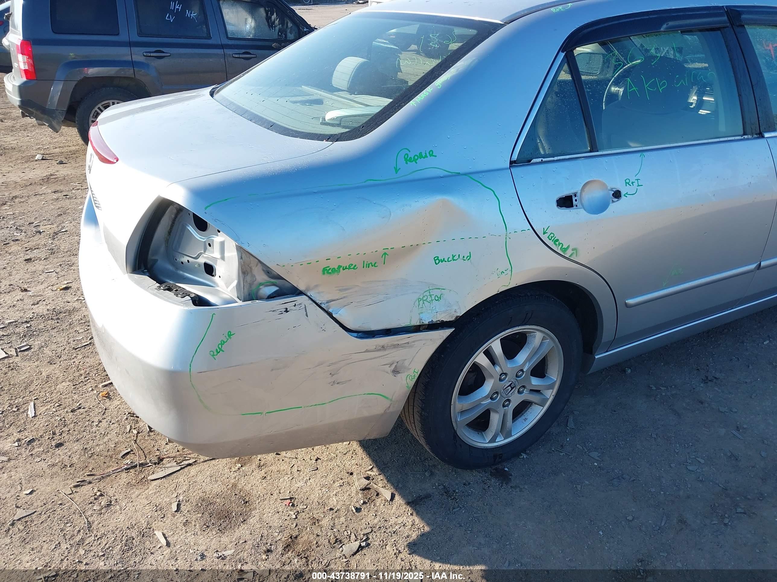 HONDA ACCORD image 6