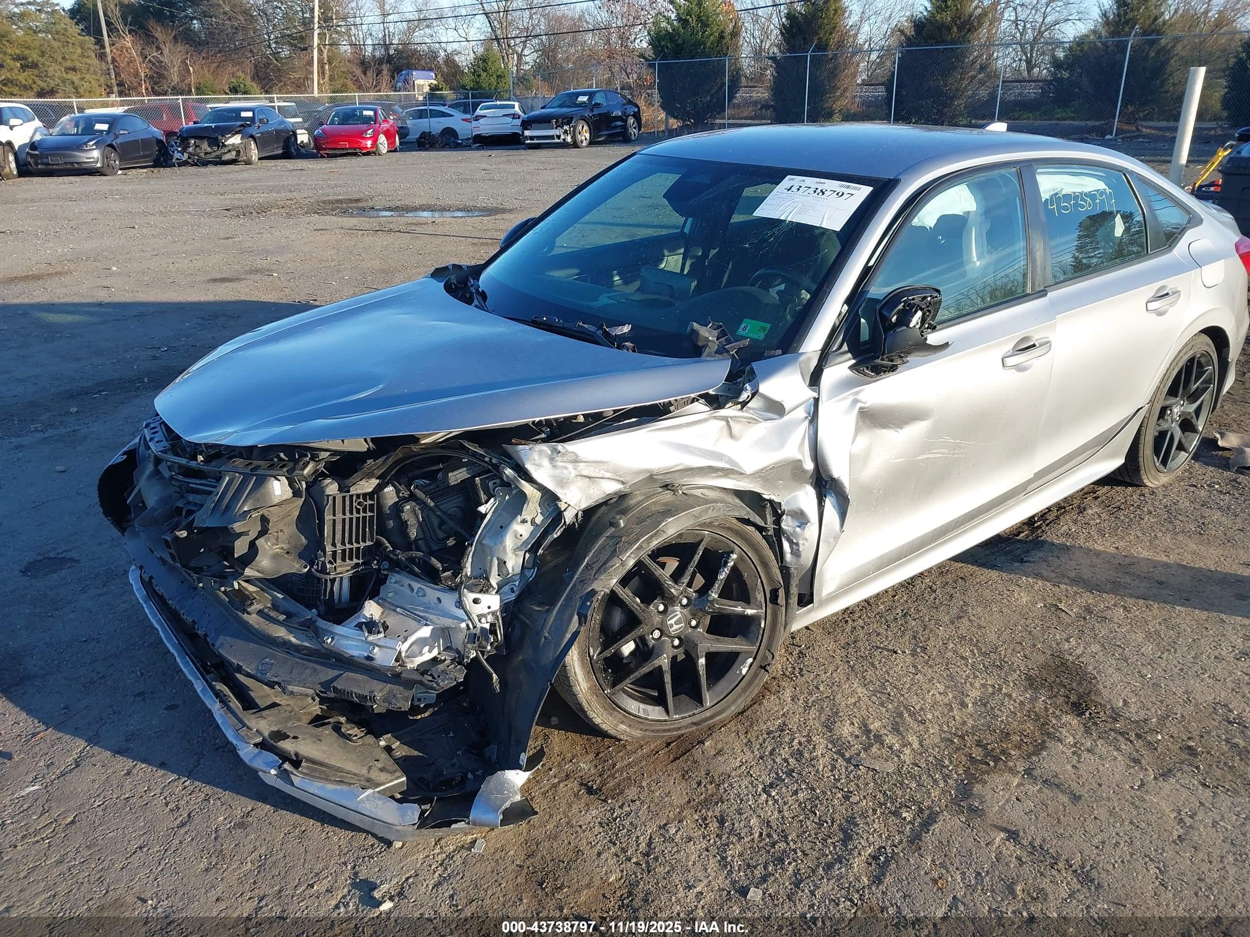 HONDA CIVIC image 2
