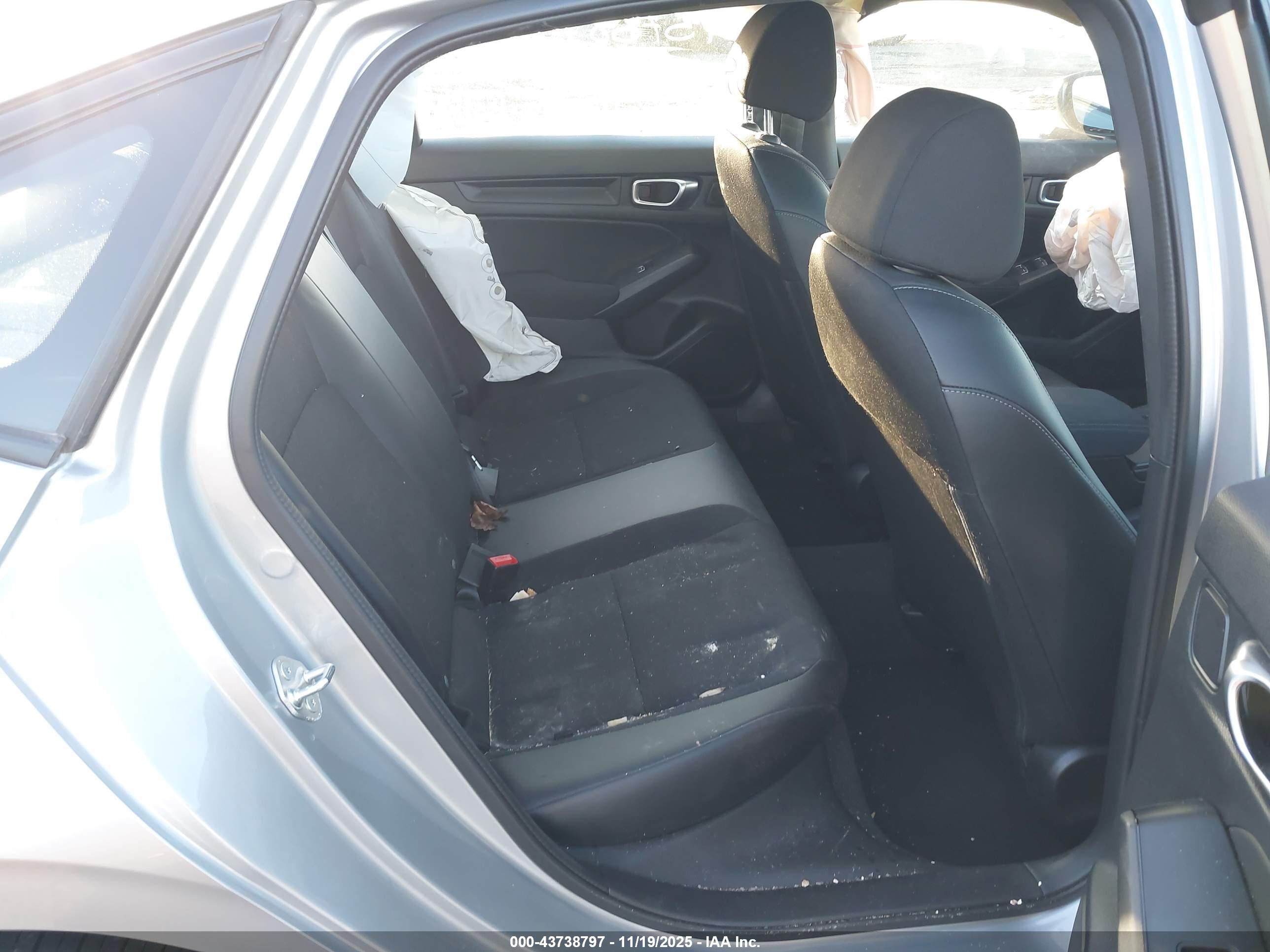 HONDA CIVIC image 8