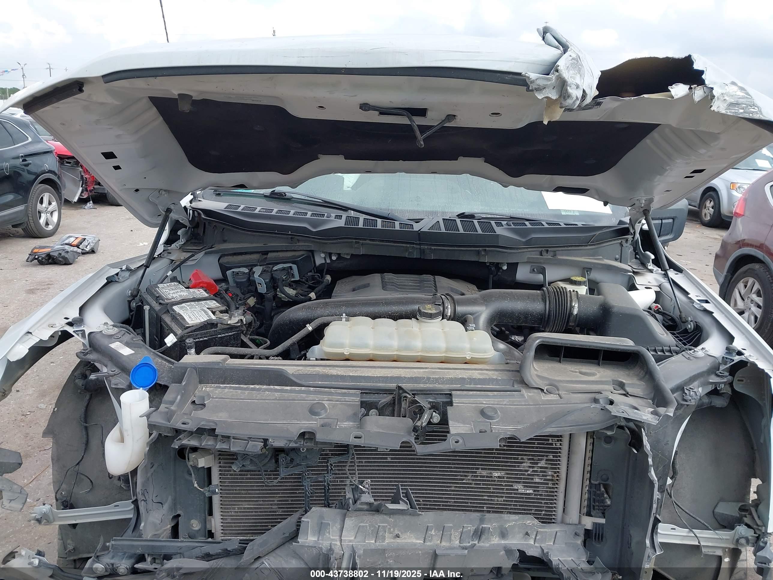 FORD F-150 image 10