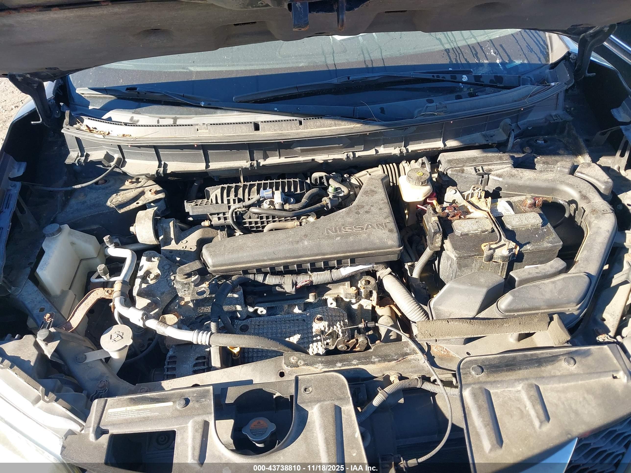 NISSAN ROGUE image 10