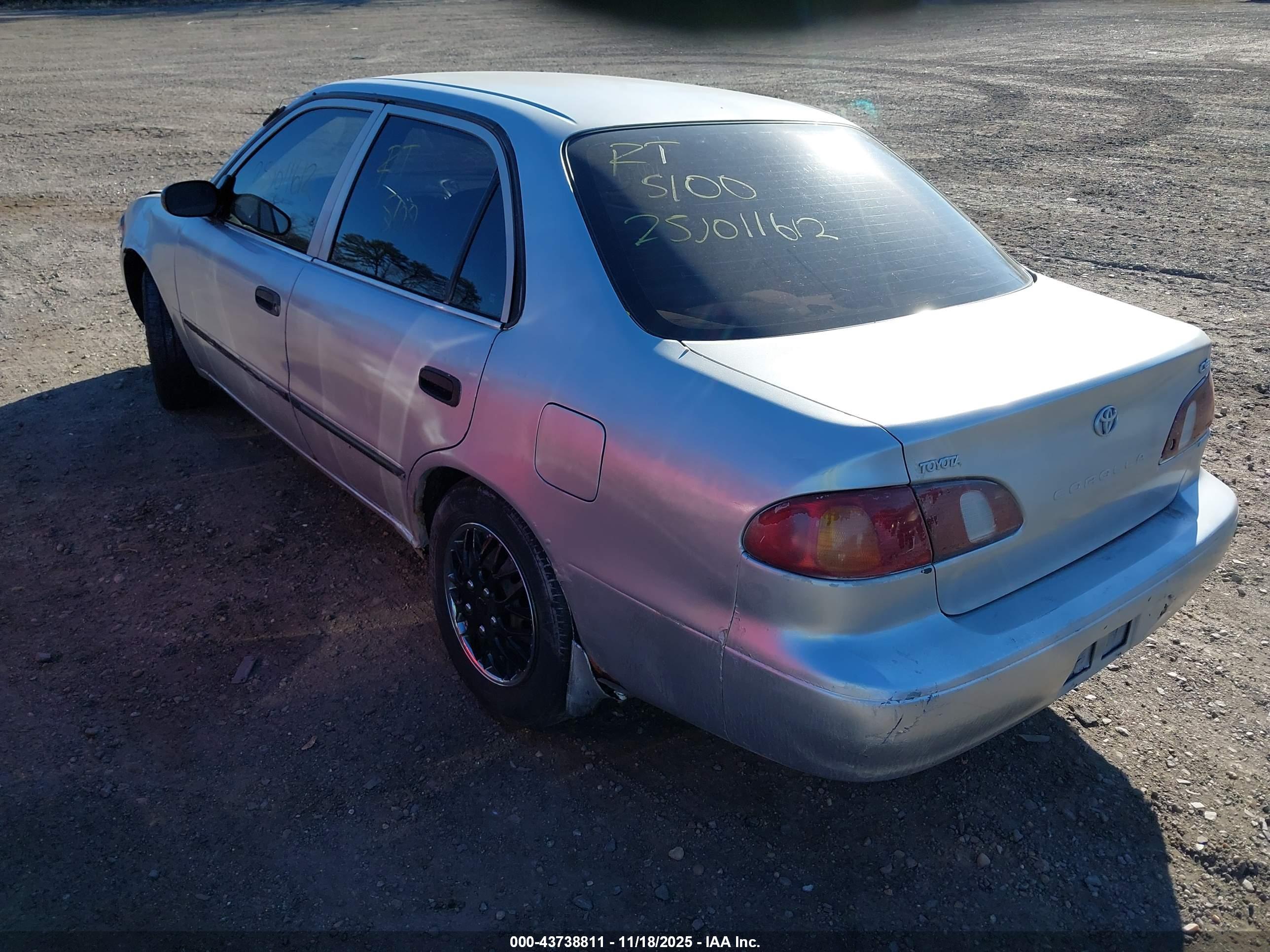 TOYOTA COROLLA image 3