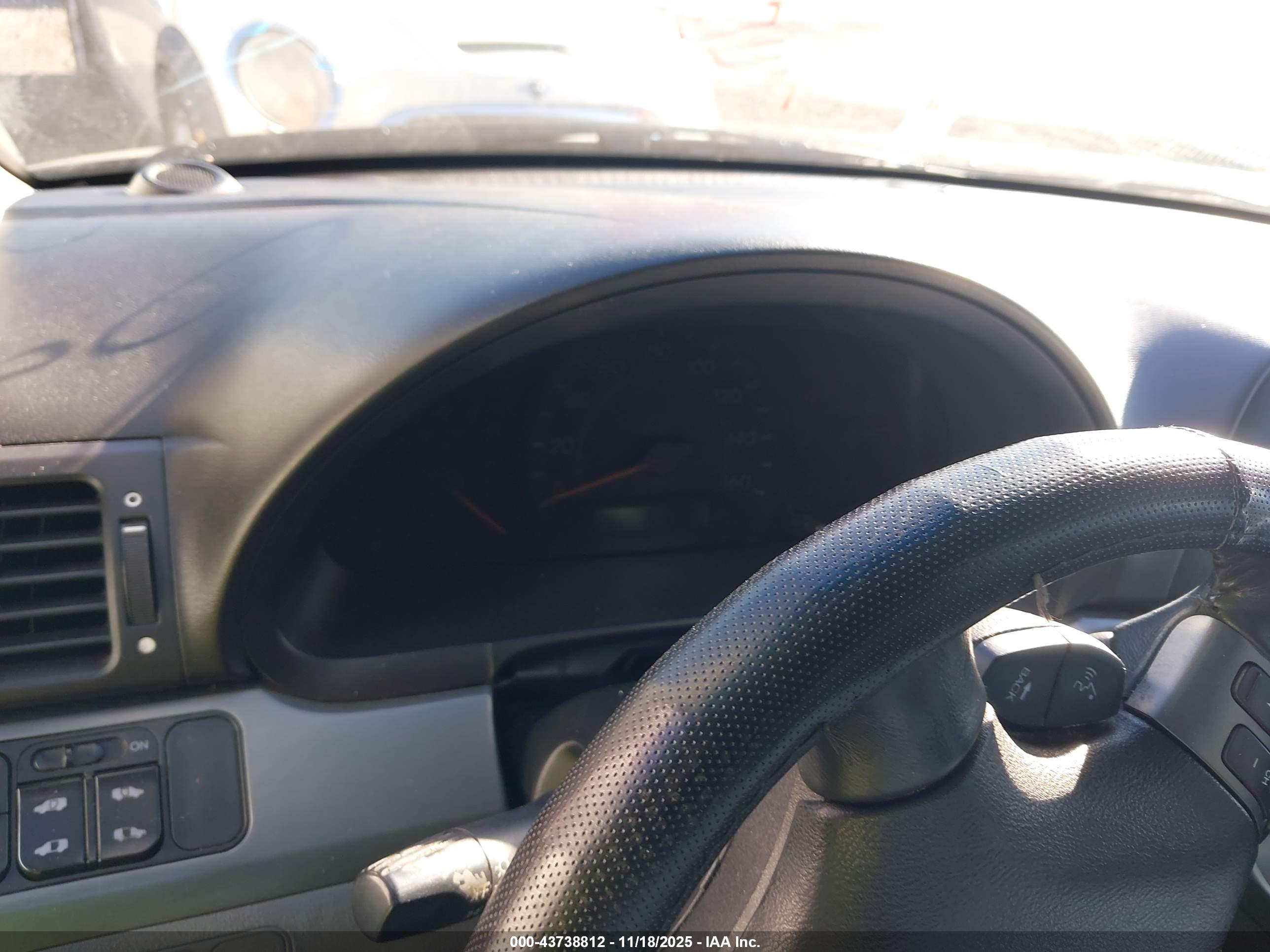 HONDA ODYSSEY image 7