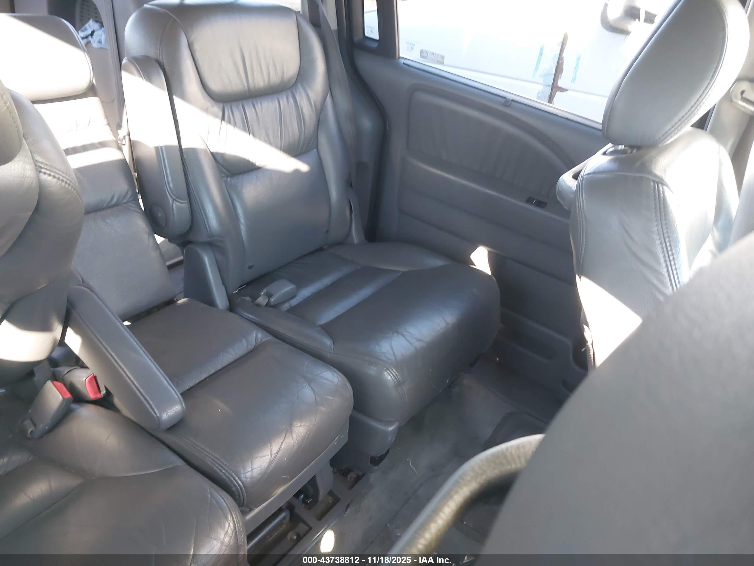 HONDA ODYSSEY image 8