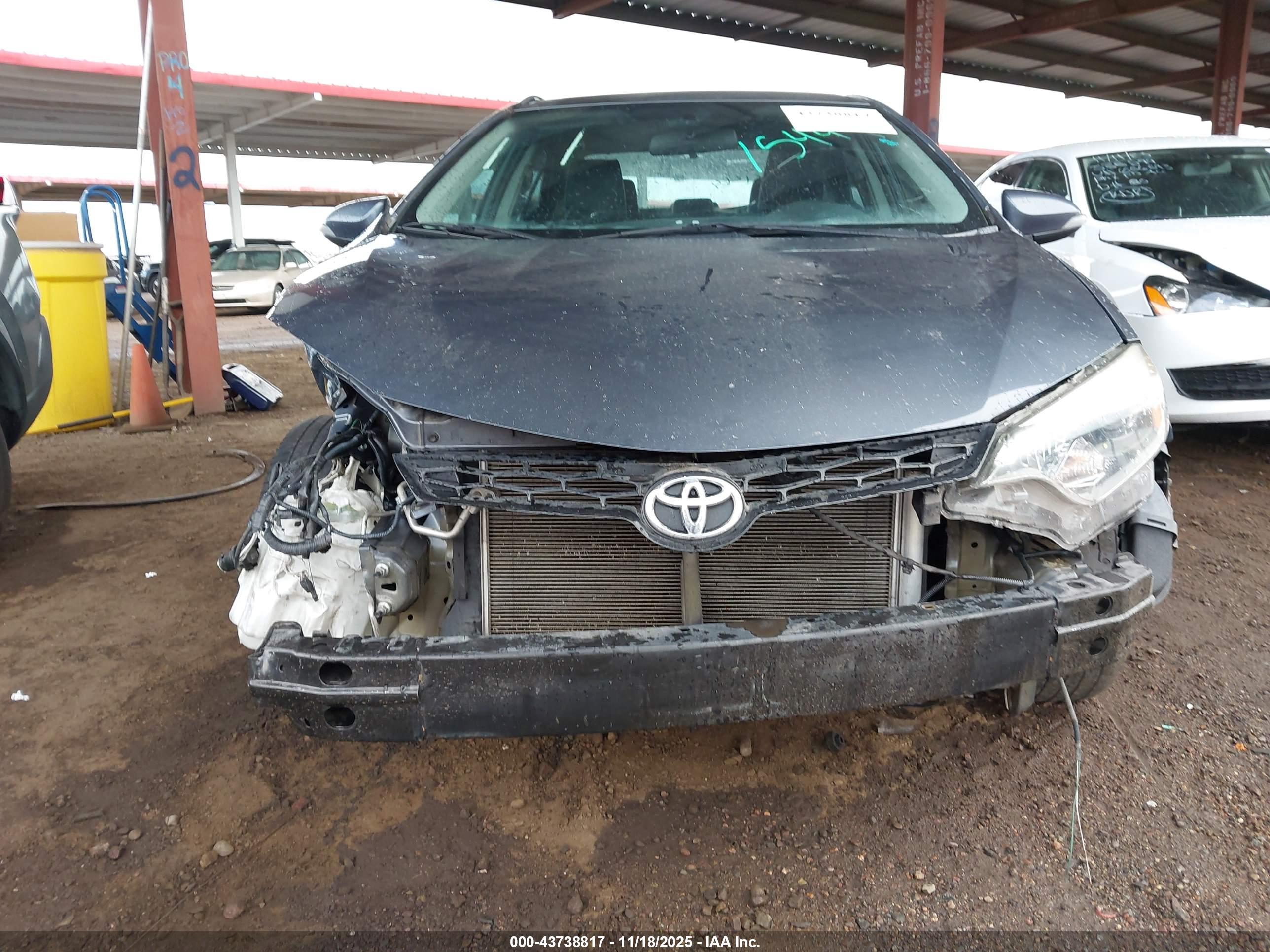 TOYOTA COROLLA image 6