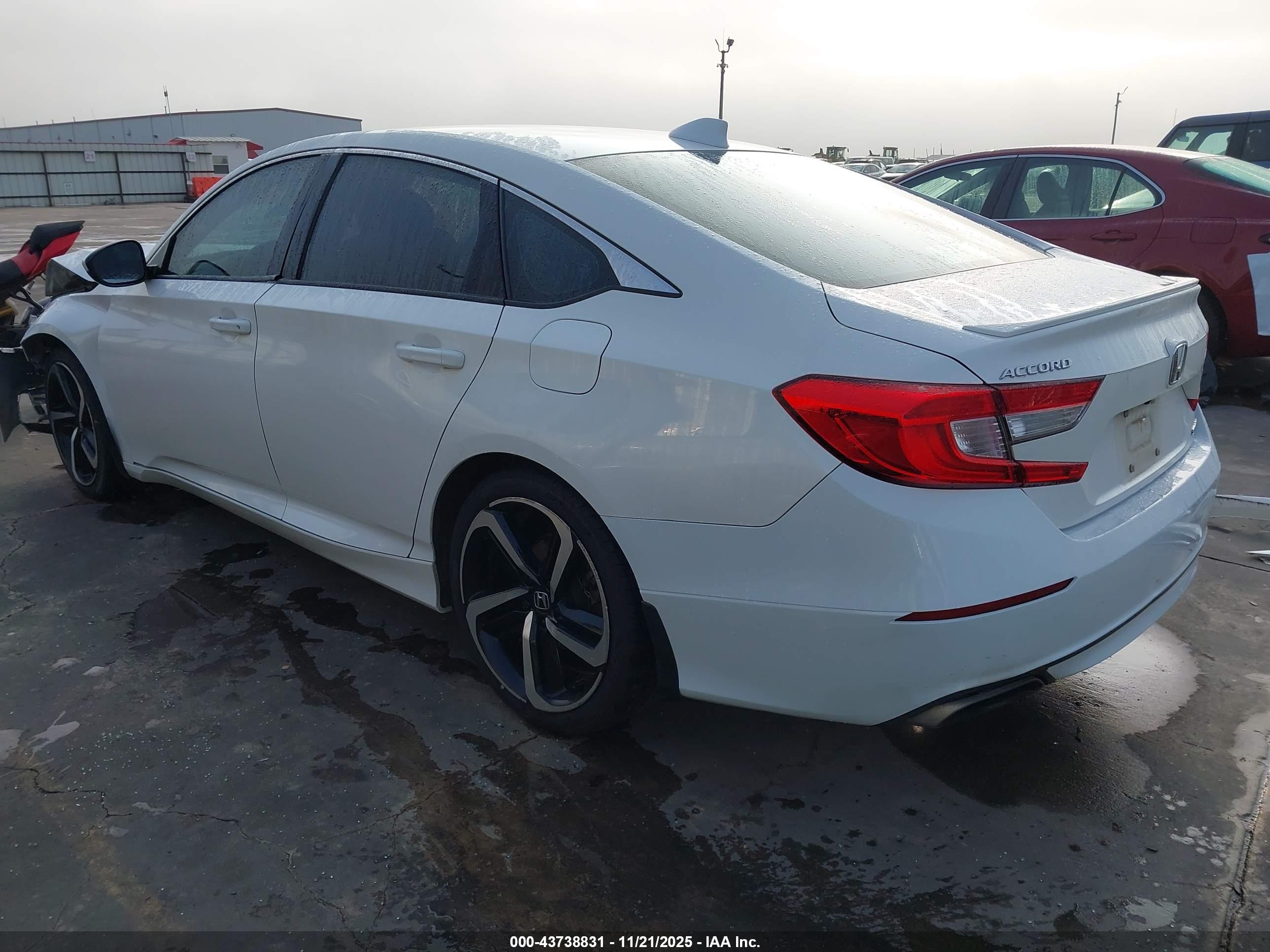 HONDA ACCORD image 3