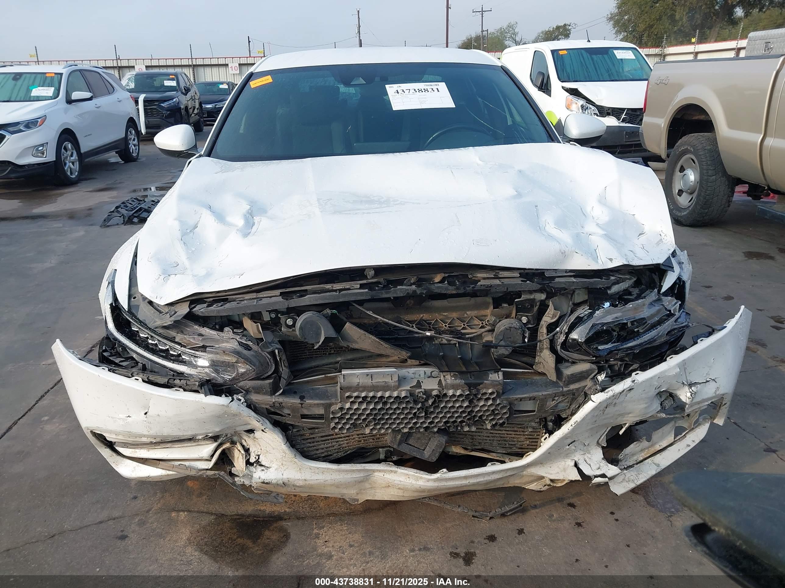 HONDA ACCORD image 6