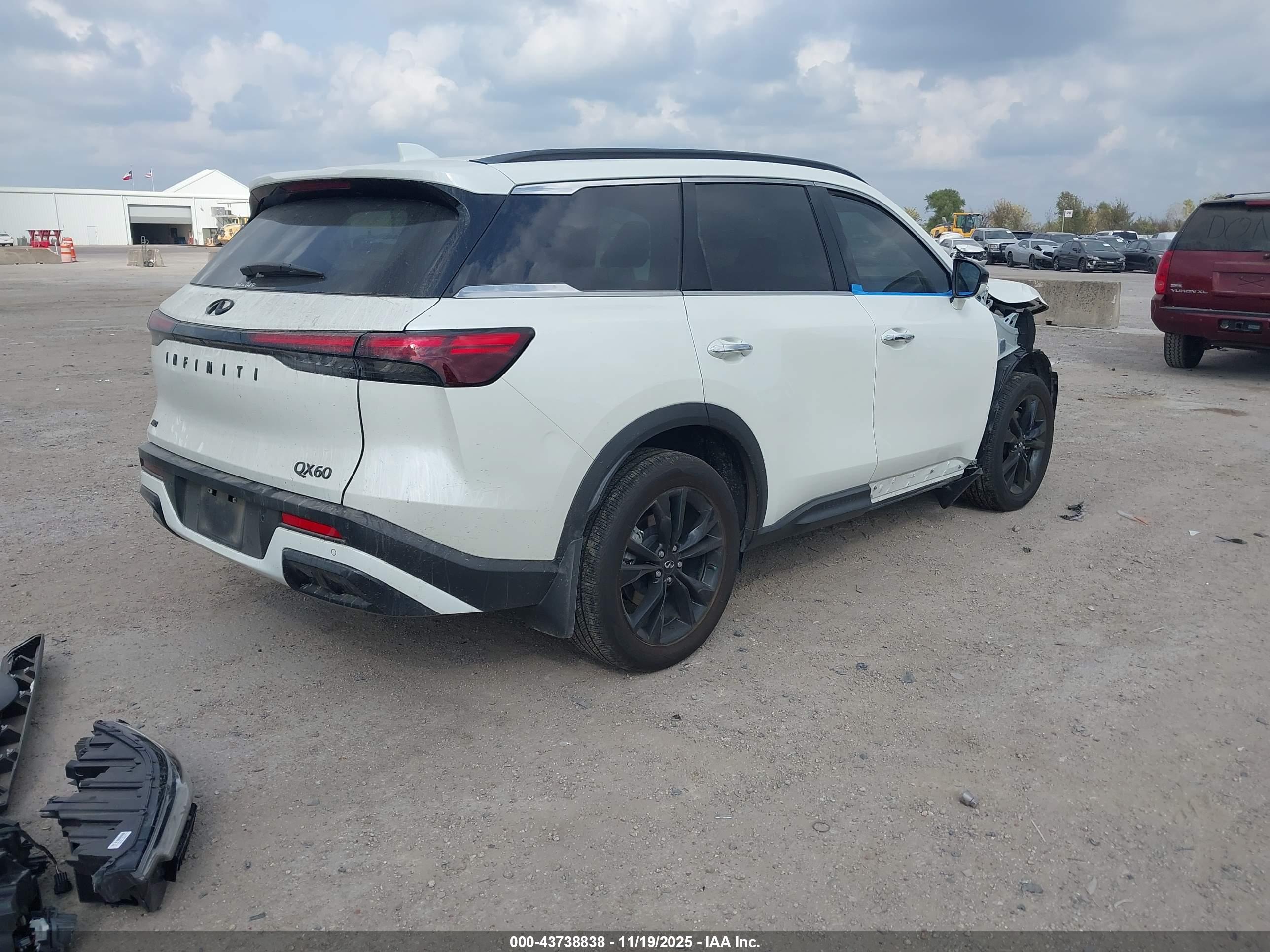 INFINITI QX60 image 4