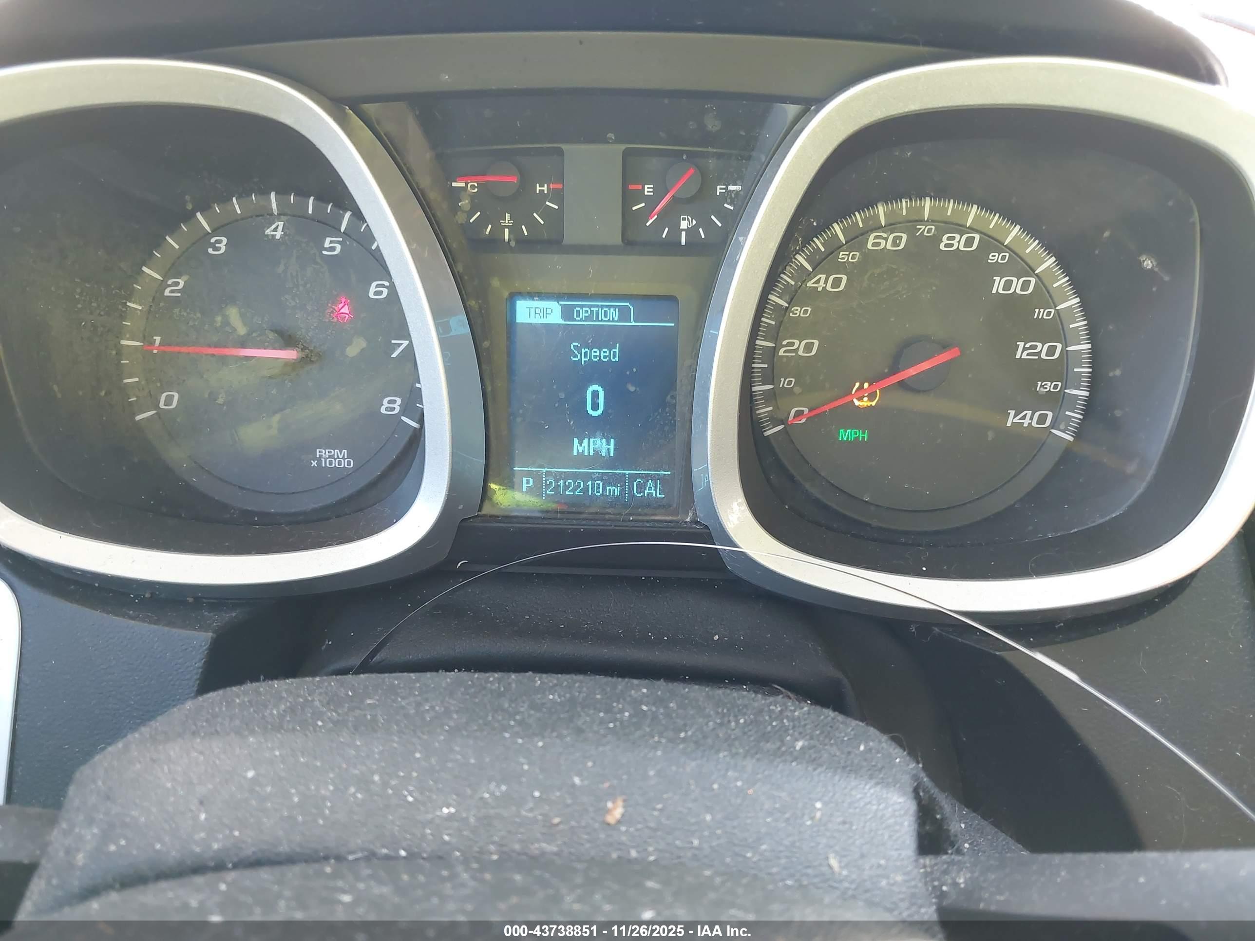 CHEVROLET EQUINOX image 7
