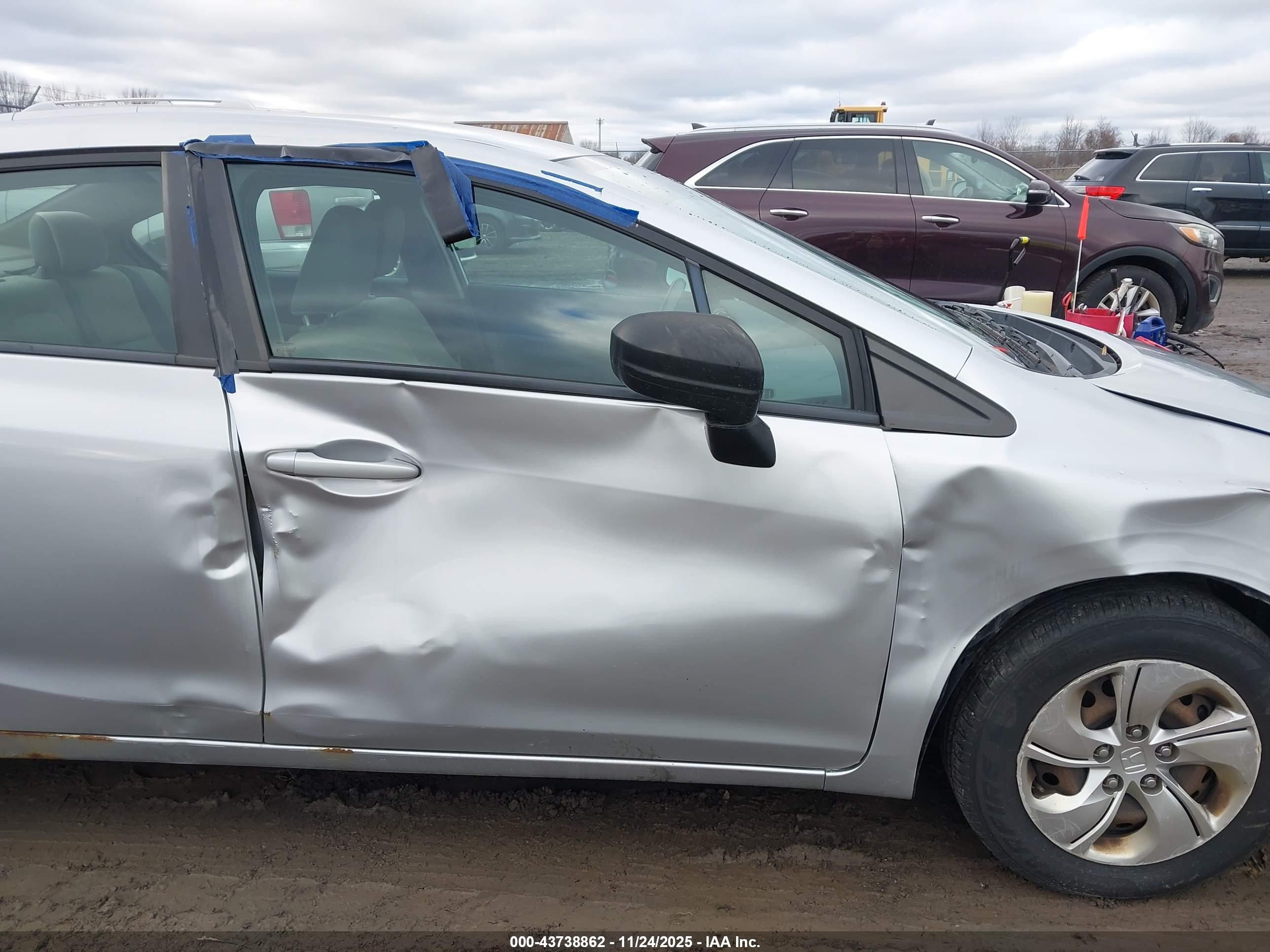 HONDA CIVIC image 6